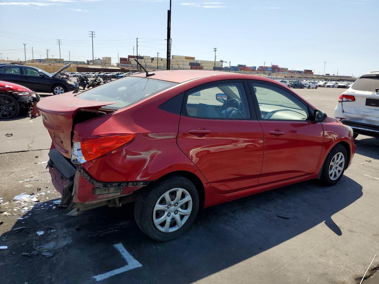 2013 Hyundai Accent Gls Red vin: KMHCT4AE5DU334878