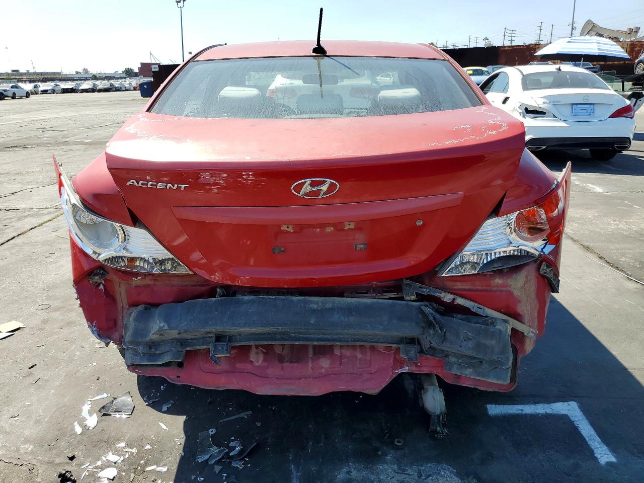 2013 Hyundai Accent Gls Red vin: KMHCT4AE5DU334878