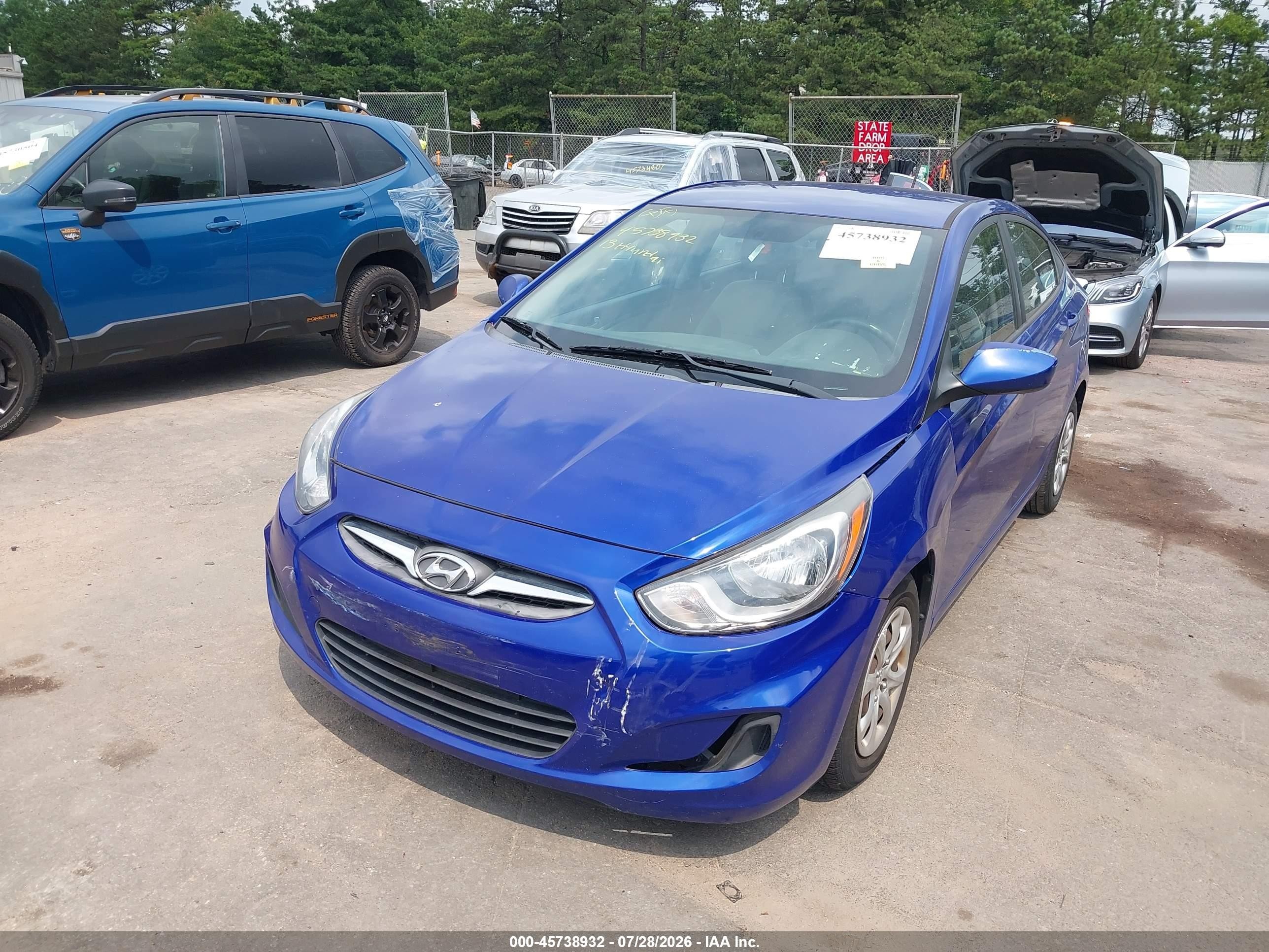 2013 Hyundai Accent Gls Синий vin: KMHCT4AE5DU469472