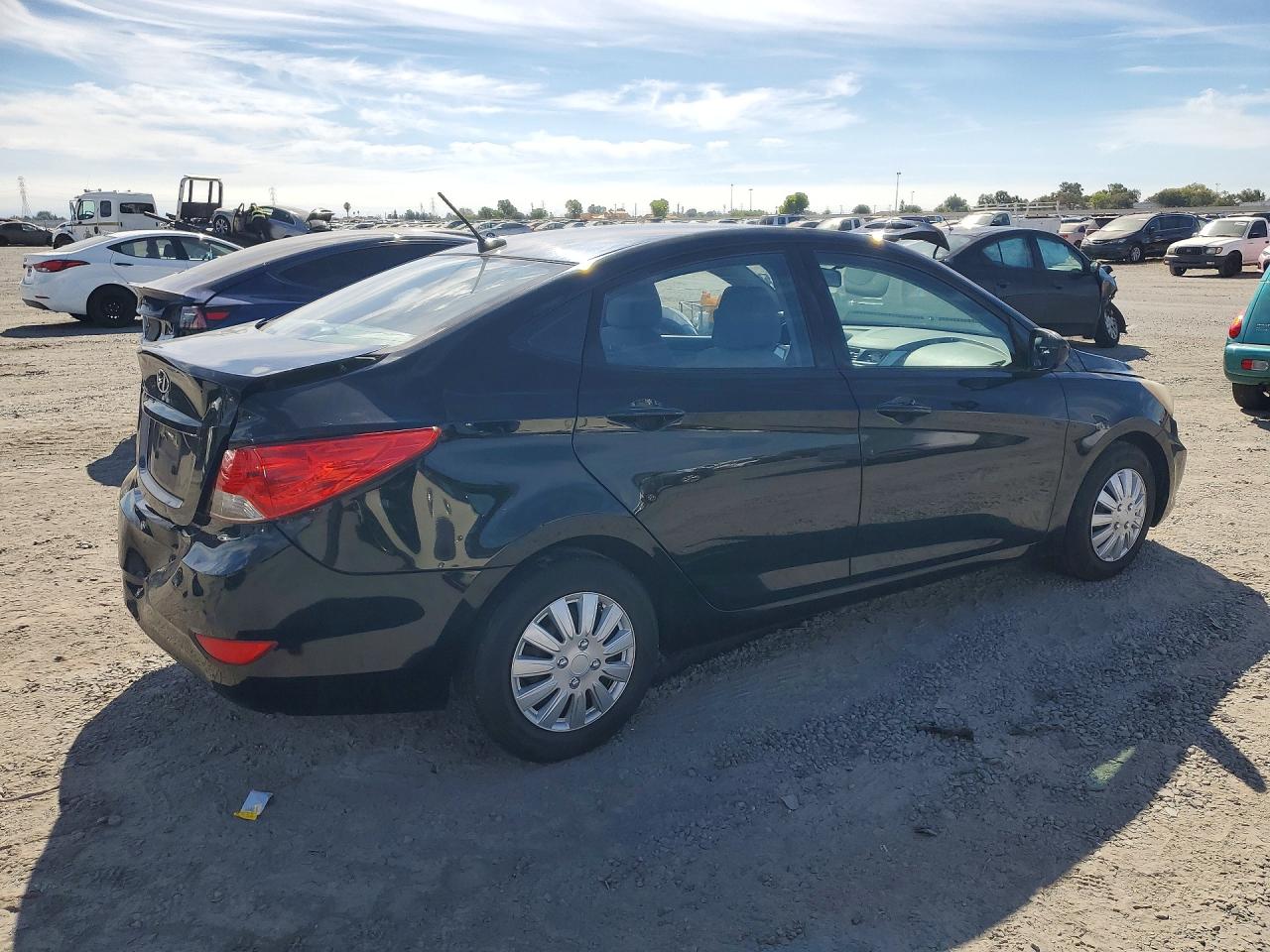 2013 Hyundai Accent Gls Black vin: KMHCT4AE5DU472386