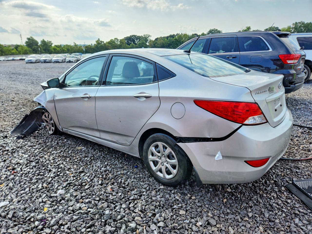 2013 Hyundai Accent Gls Серебряный vin: KMHCT4AE5DU518847