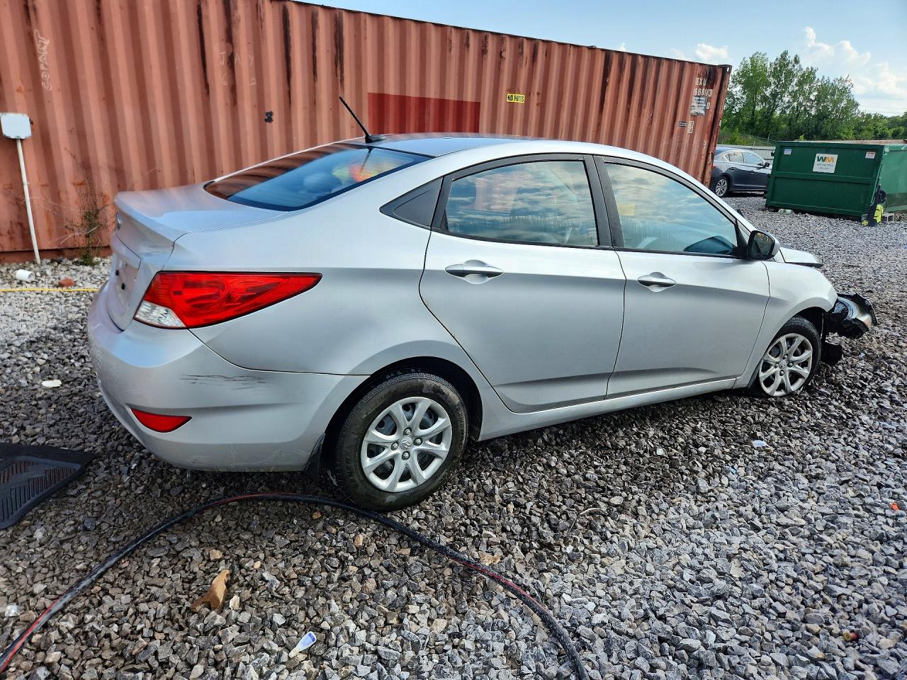 2013 Hyundai Accent Gls Серебряный vin: KMHCT4AE5DU518847