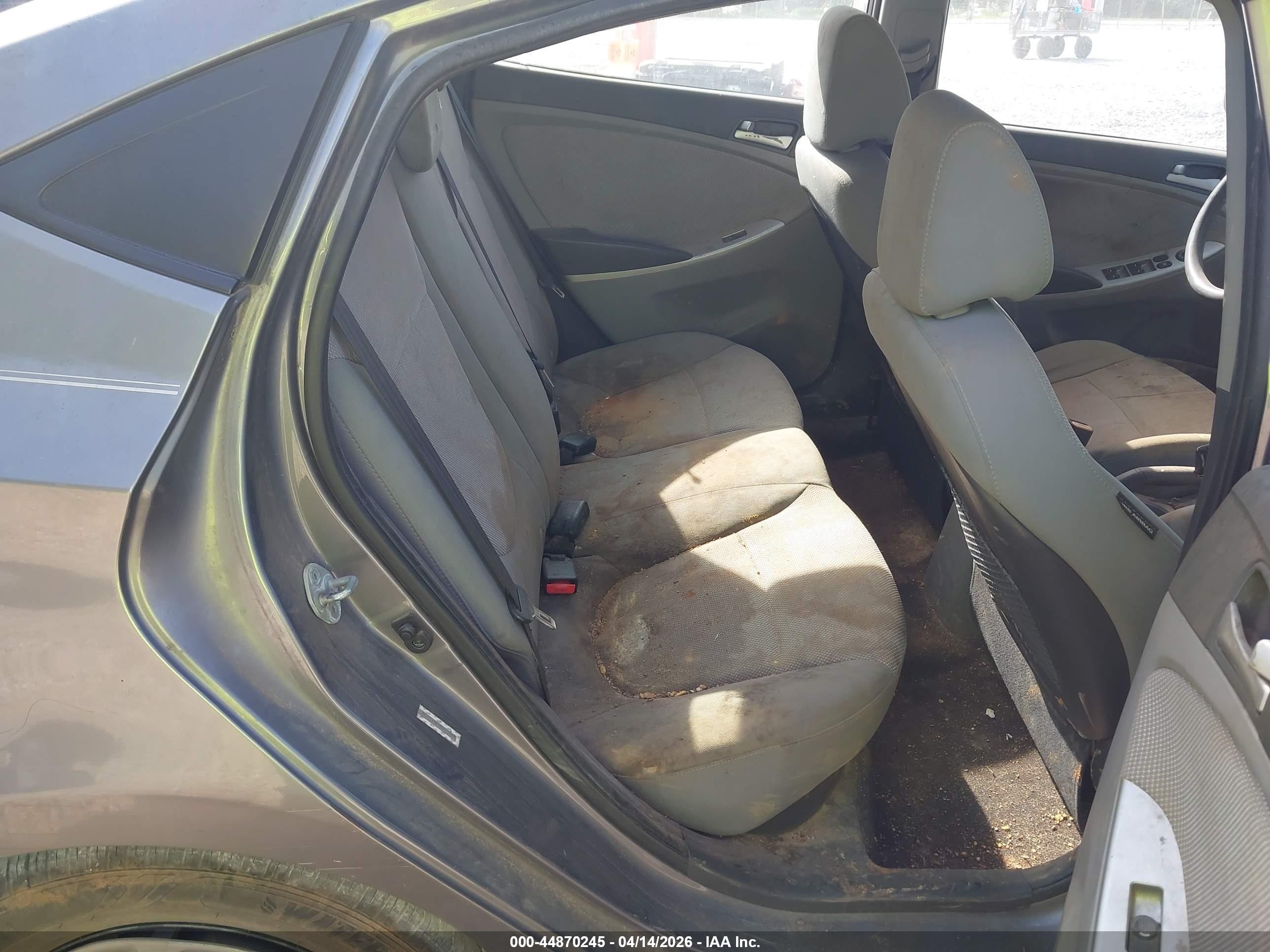 2013 Hyundai Accent Gls Серый vin: KMHCT4AE5DU577929