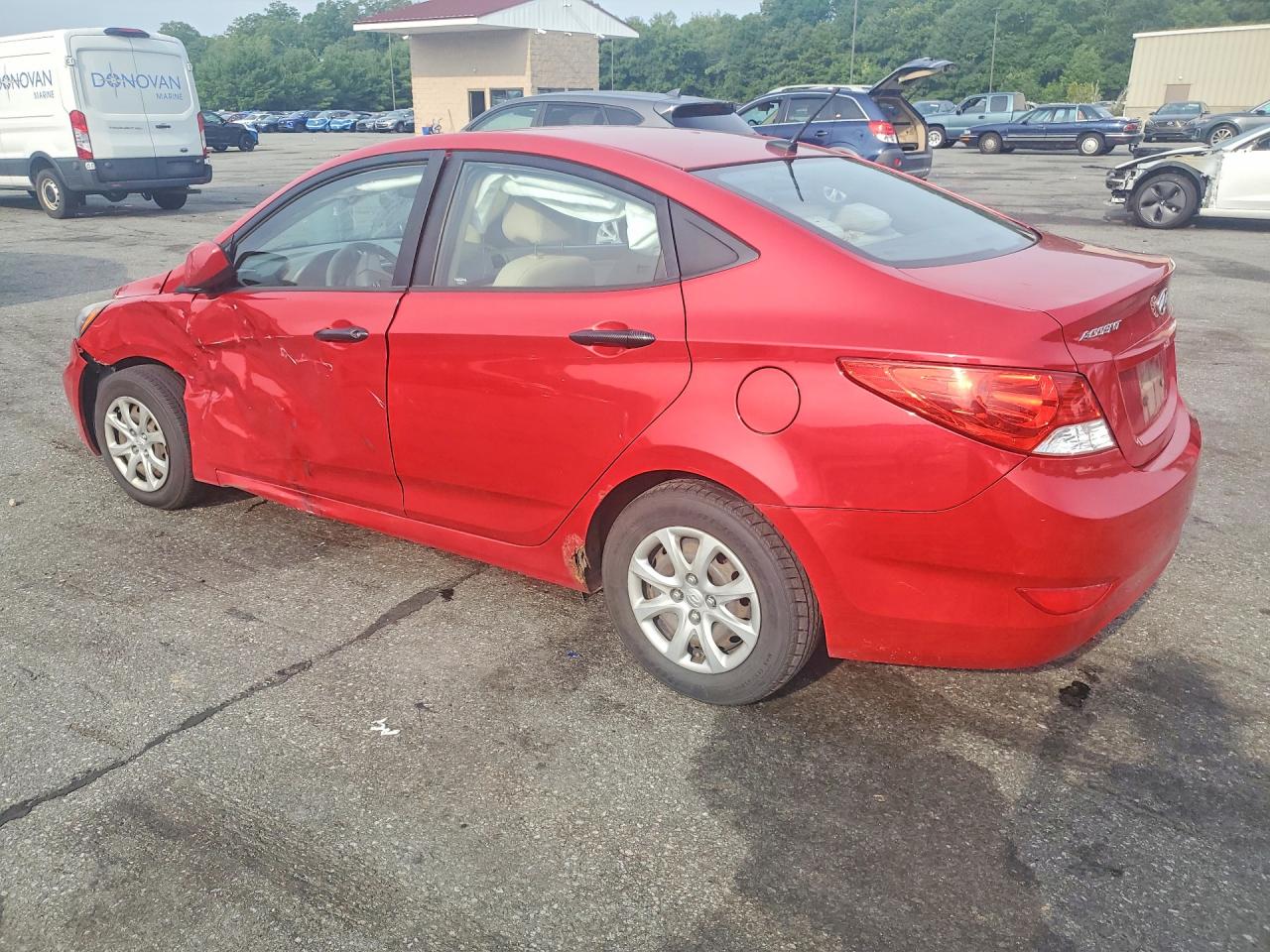 2013 Hyundai Accent Gls Red vin: KMHCT4AE5DU586209