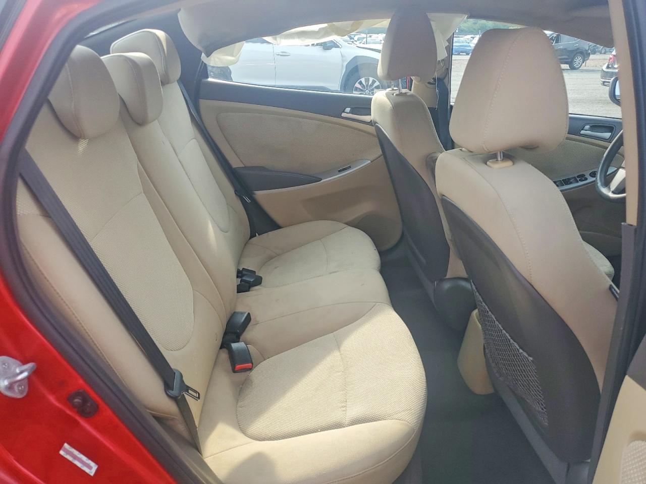 2013 Hyundai Accent Gls Red vin: KMHCT4AE5DU586209