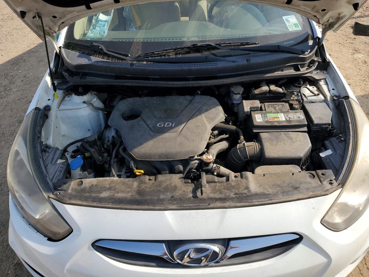 2014 Hyundai Accent Gls White vin: KMHCT4AE5EU607609