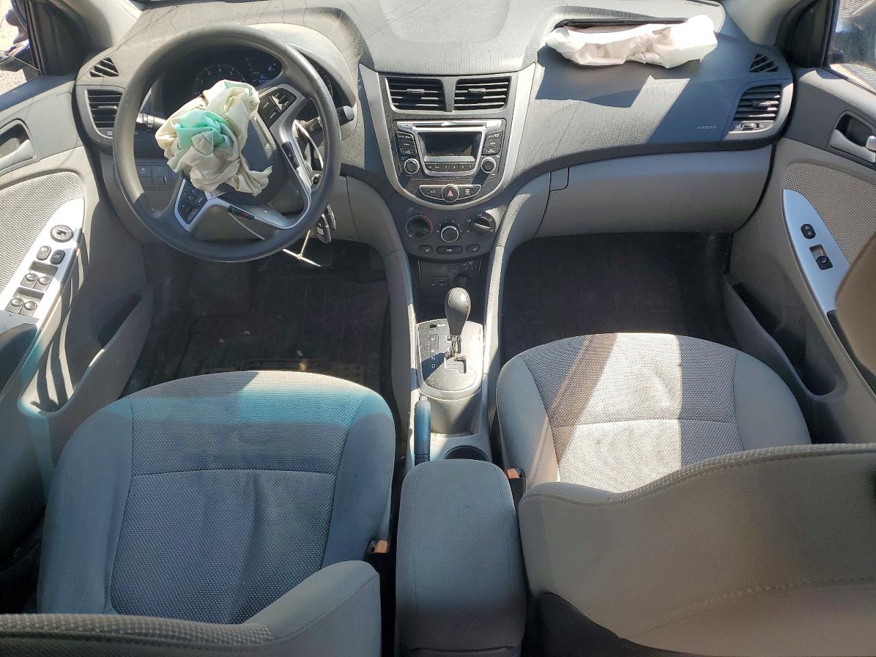 2014 Hyundai Accent Gls Tan vin: KMHCT4AE5EU608355