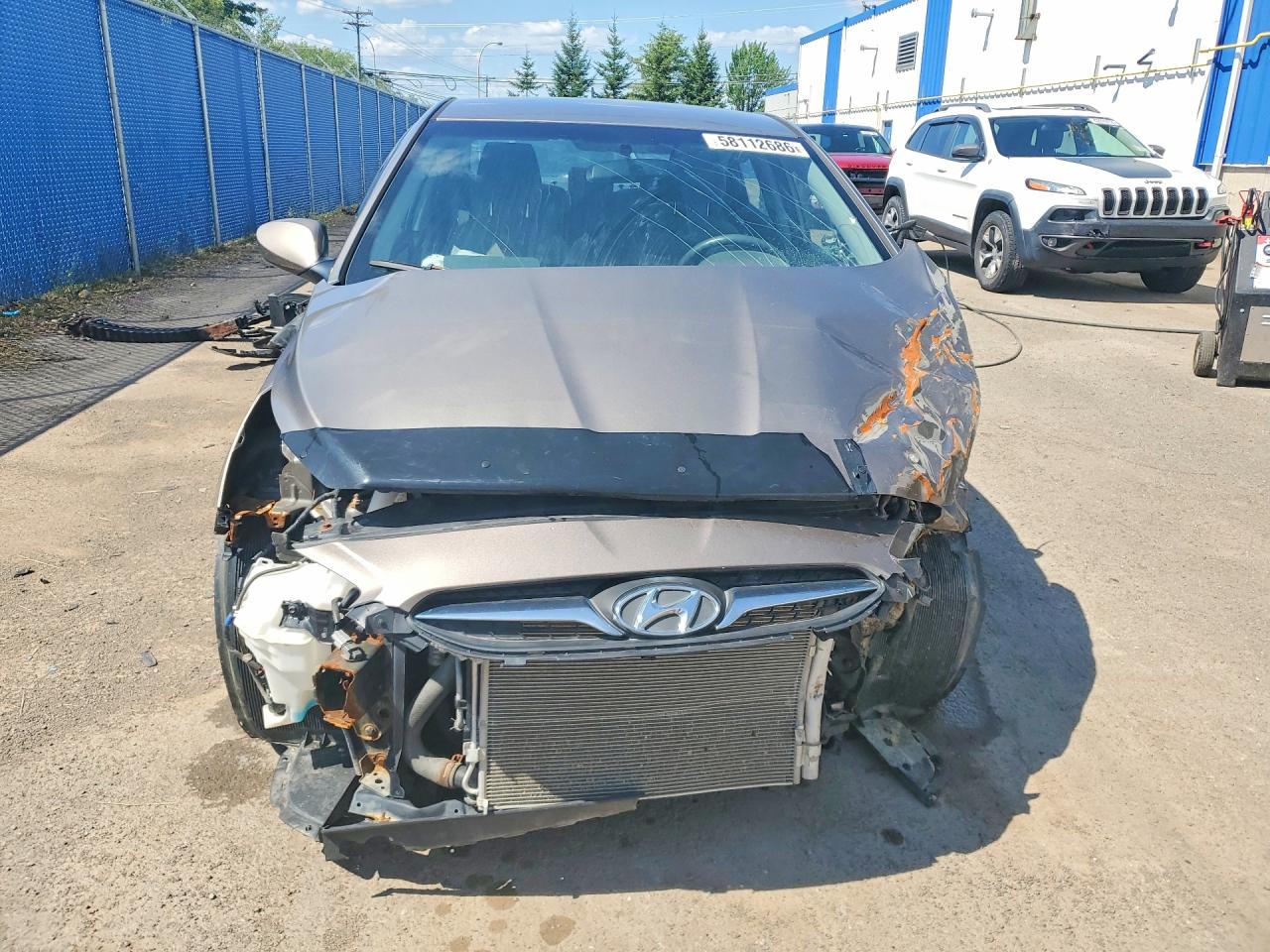 2014 Hyundai Accent Gls Tan vin: KMHCT4AE5EU608355