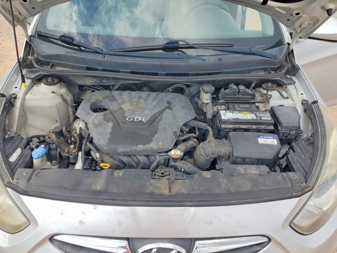 2014 Hyundai Accent Gls Silver vin: KMHCT4AE5EU608629