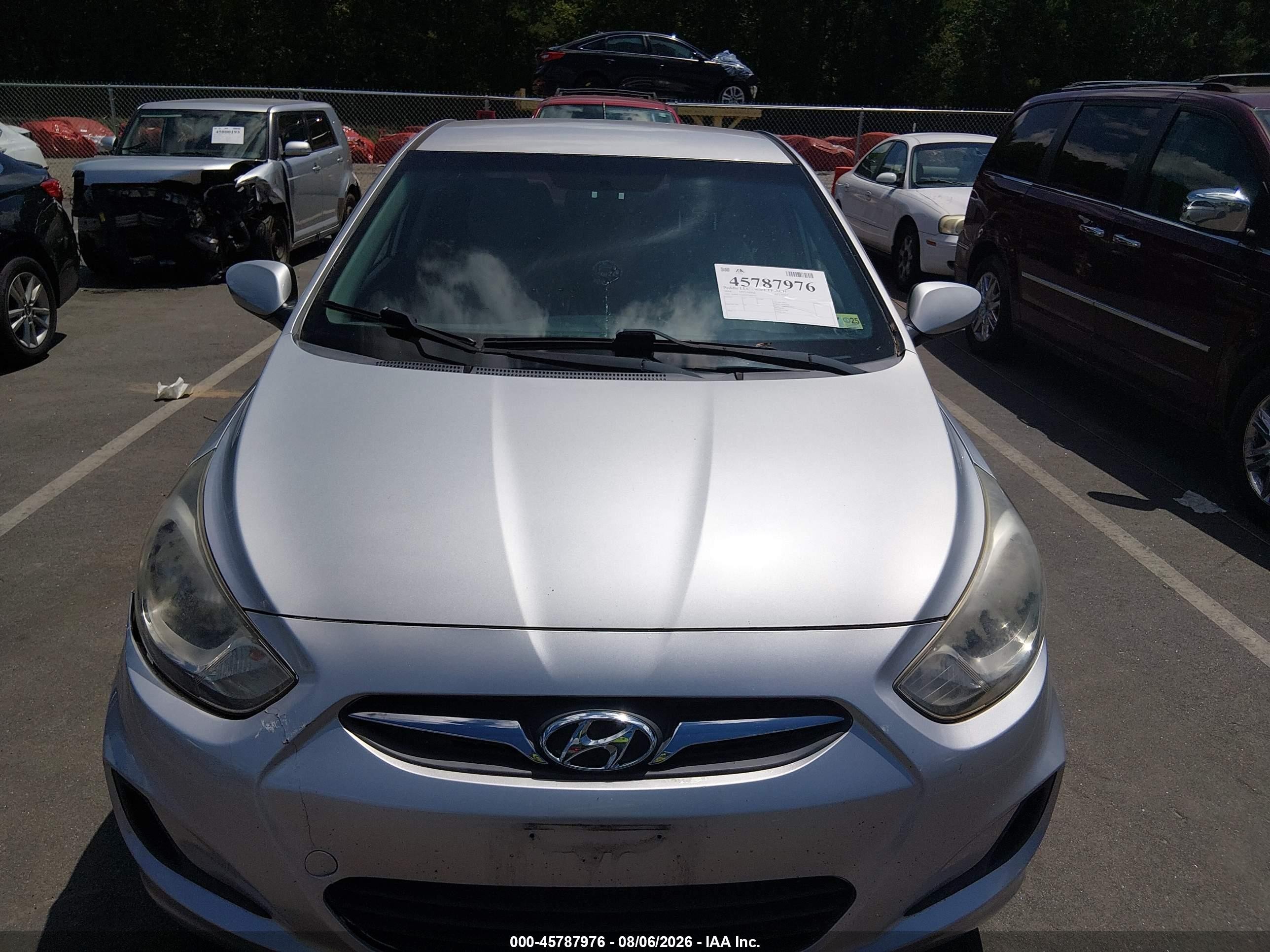 2014 Hyundai Accent Gls Silver vin: KMHCT4AE5EU642957