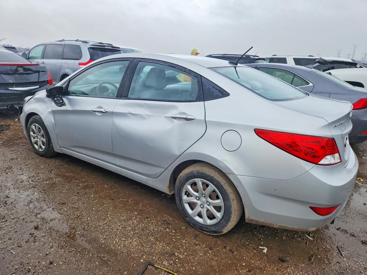 2014 Hyundai Accent Gls Silver vin: KMHCT4AE5EU668412
