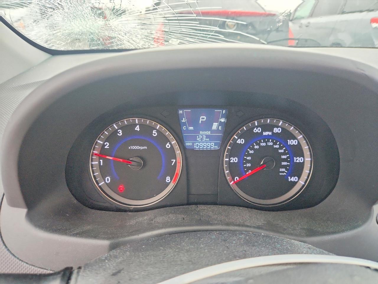 2014 Hyundai Accent Gls Silver vin: KMHCT4AE5EU668412