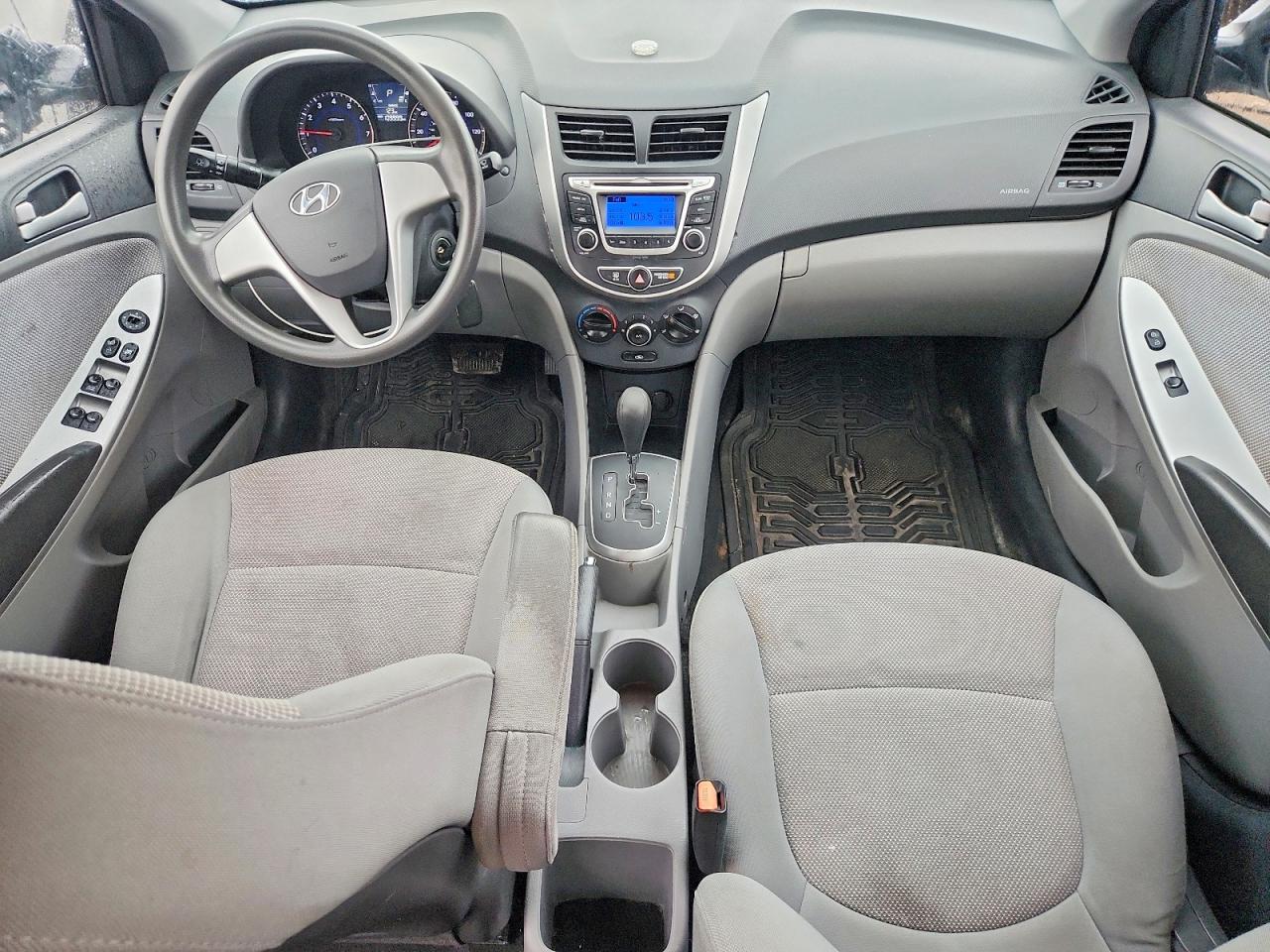 2014 Hyundai Accent Gls Silver vin: KMHCT4AE5EU668412