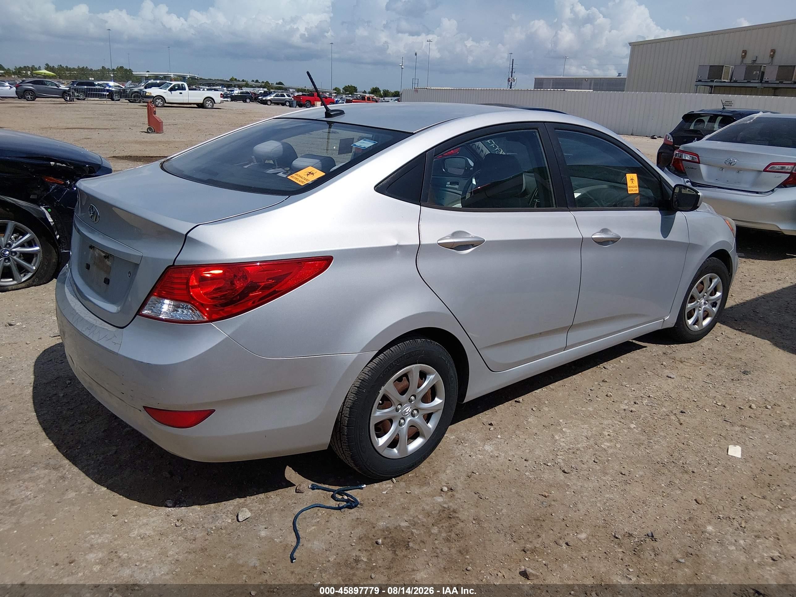 2014 Hyundai Accent Gls Gray vin: KMHCT4AE5EU749989