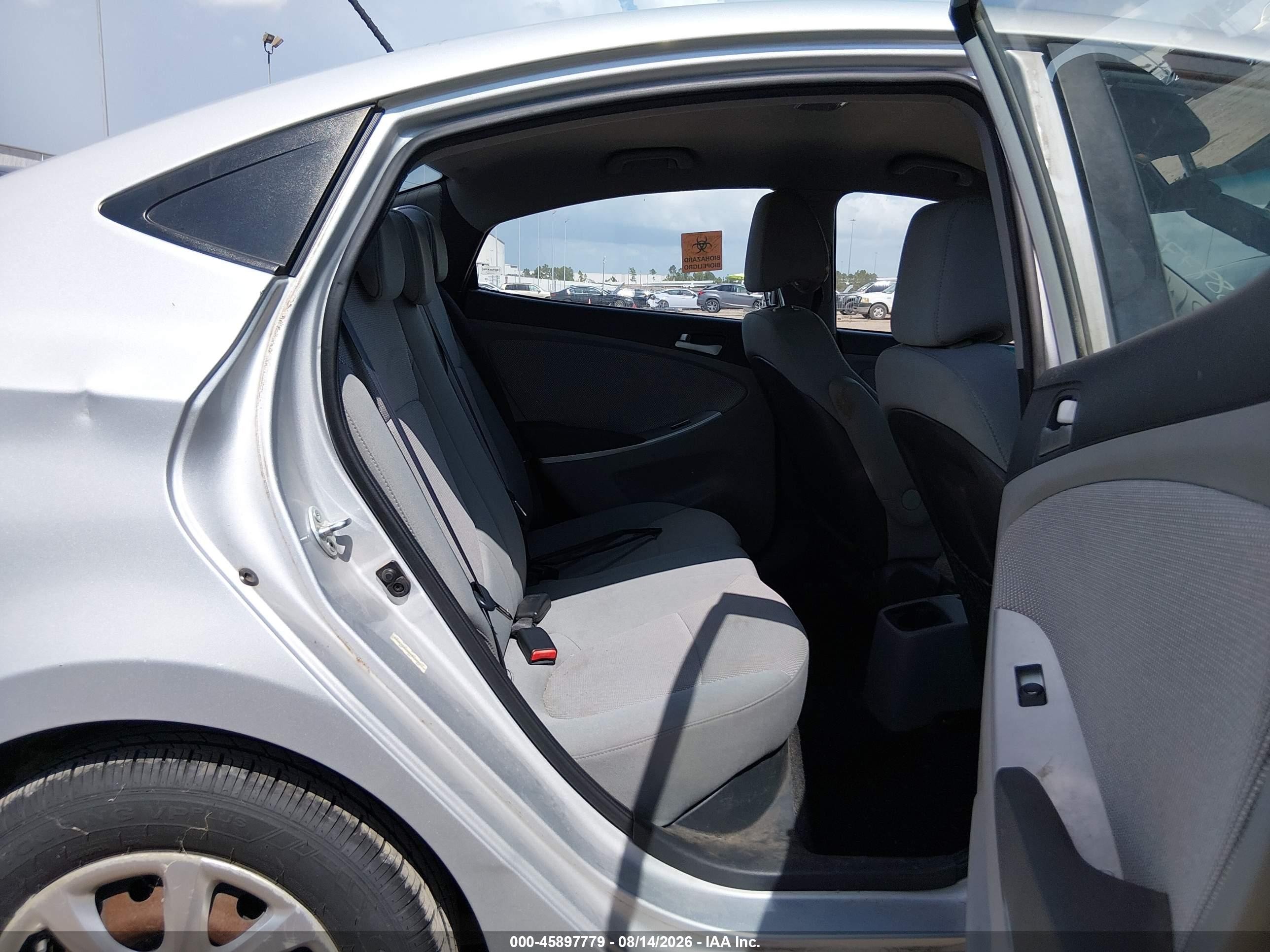 2014 Hyundai Accent Gls Gray vin: KMHCT4AE5EU749989