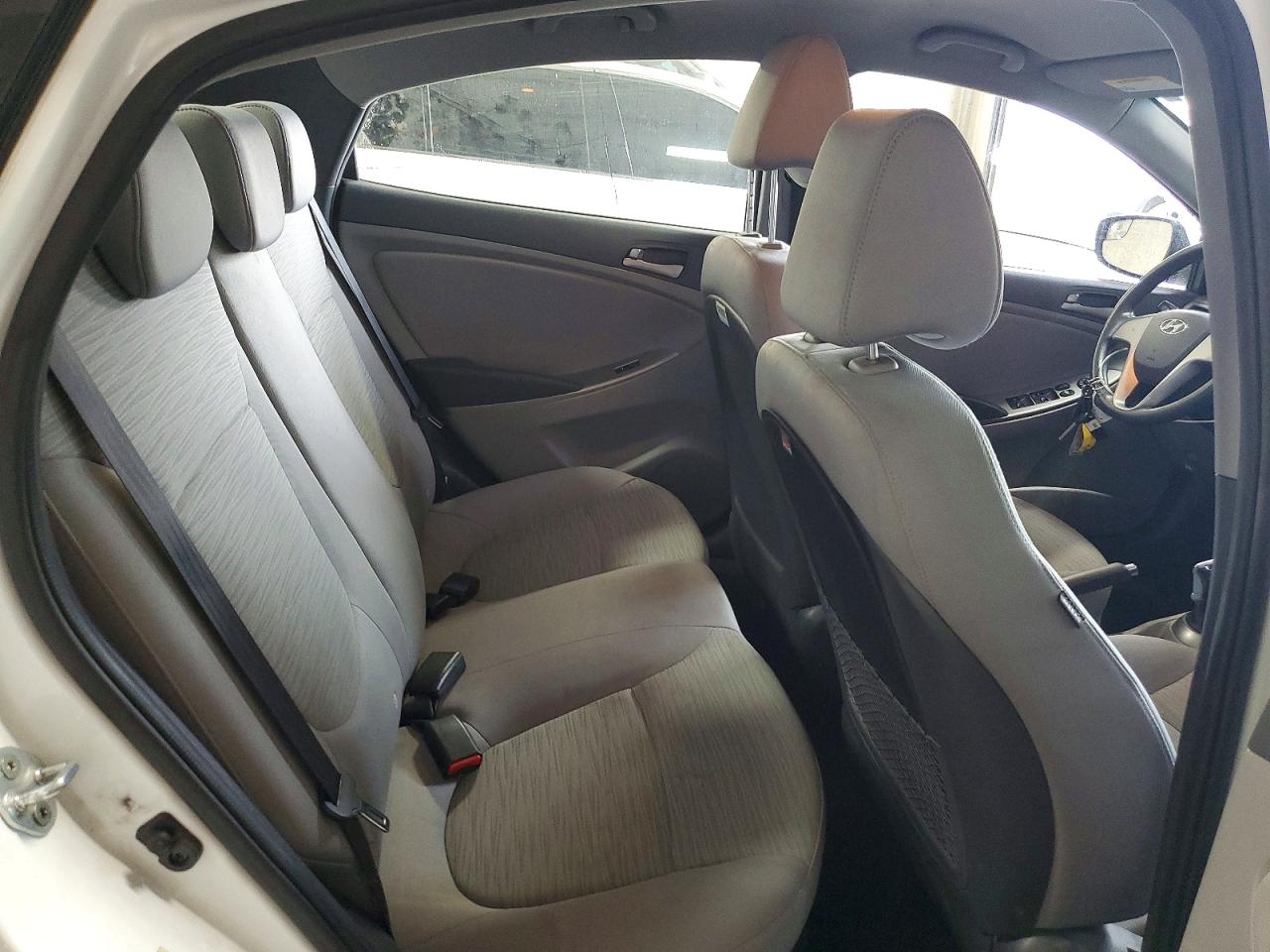 2015 Hyundai Accent Gls White vin: KMHCT4AE5FU799406