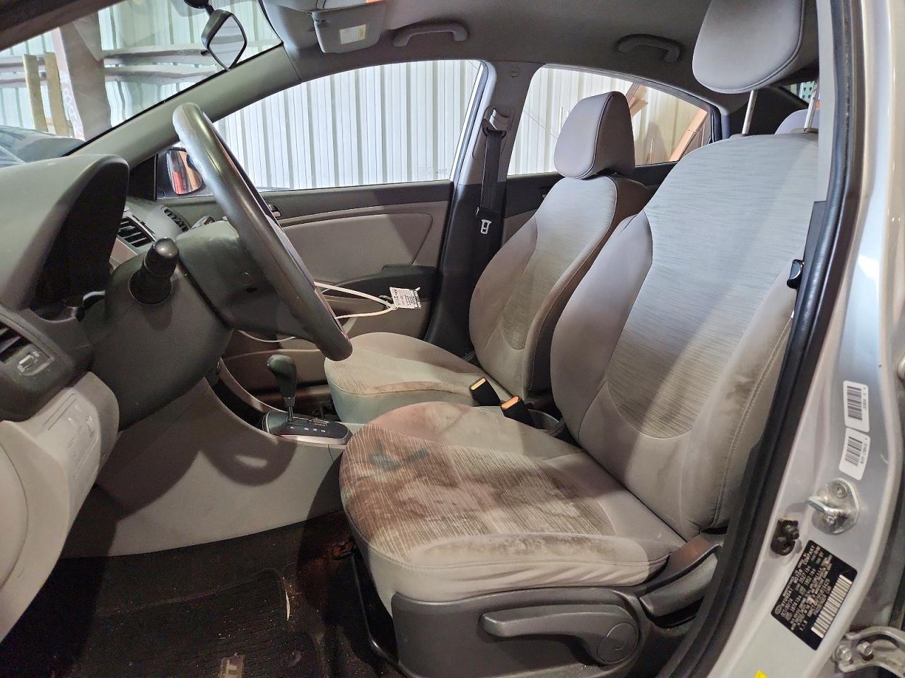 2015 Hyundai Accent Gls Silver vin: KMHCT4AE5FU816429