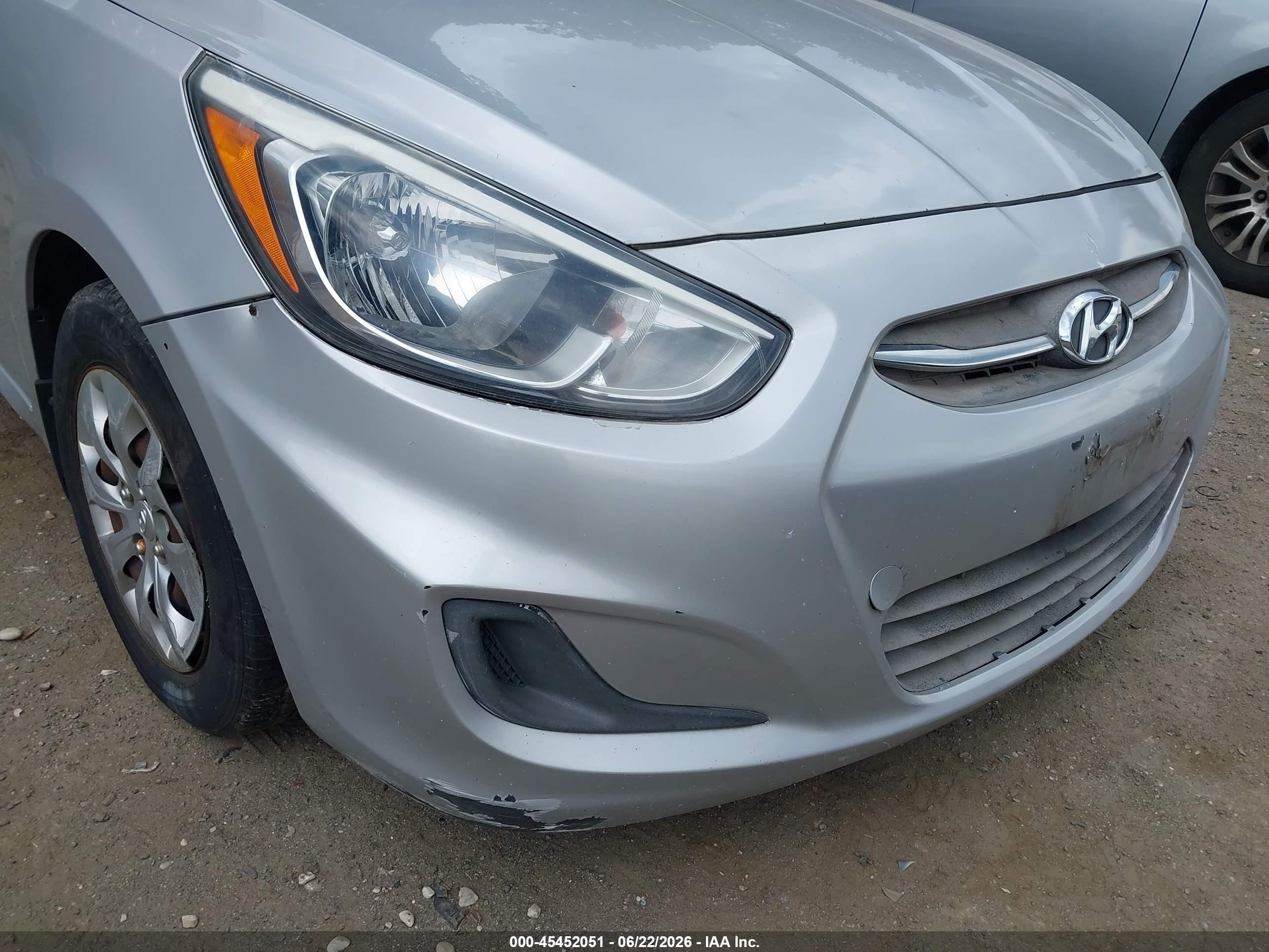 2015 Hyundai Accent Gls Silver vin: KMHCT4AE5FU923125