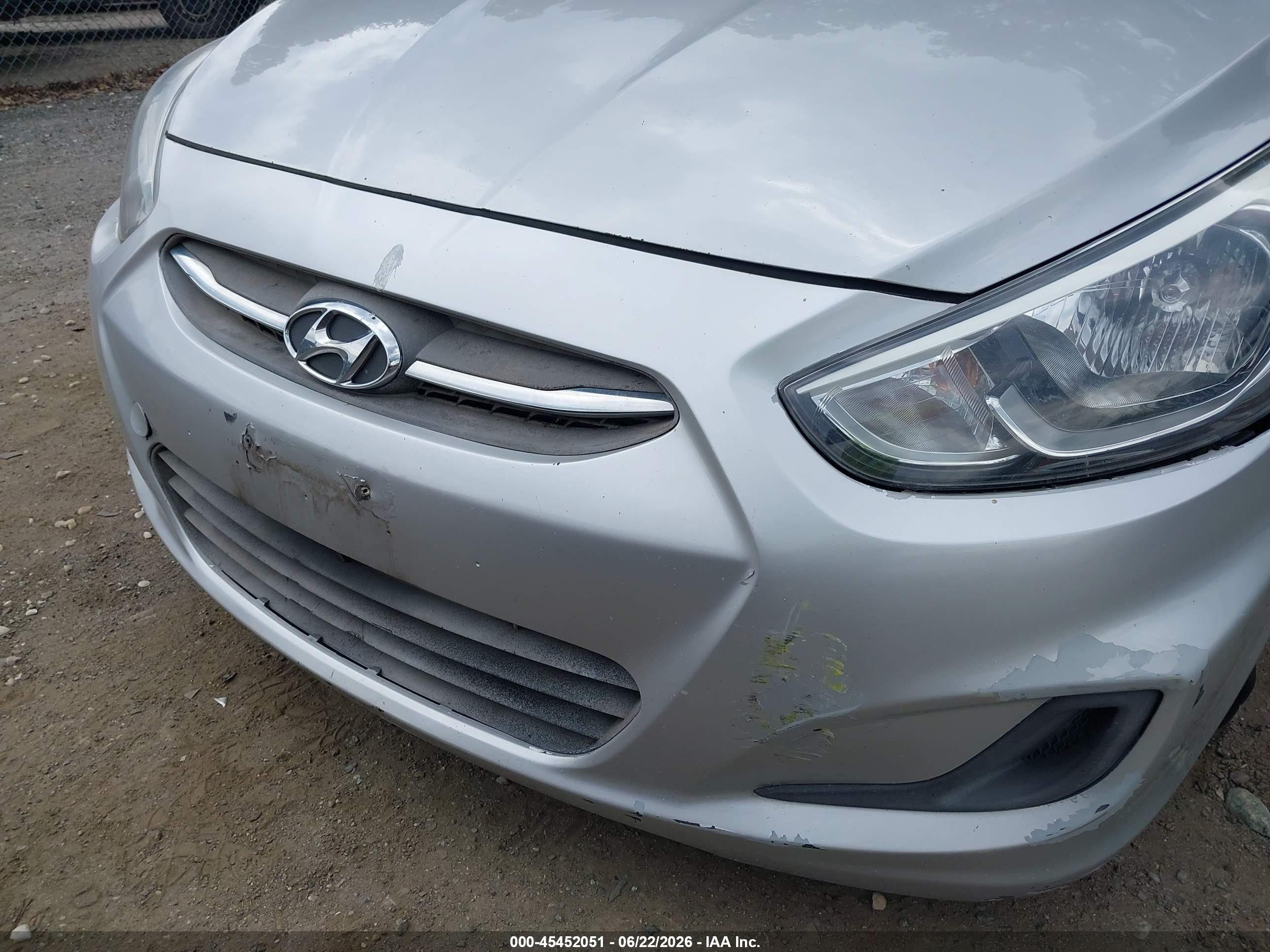 2015 Hyundai Accent Gls Silver vin: KMHCT4AE5FU923125