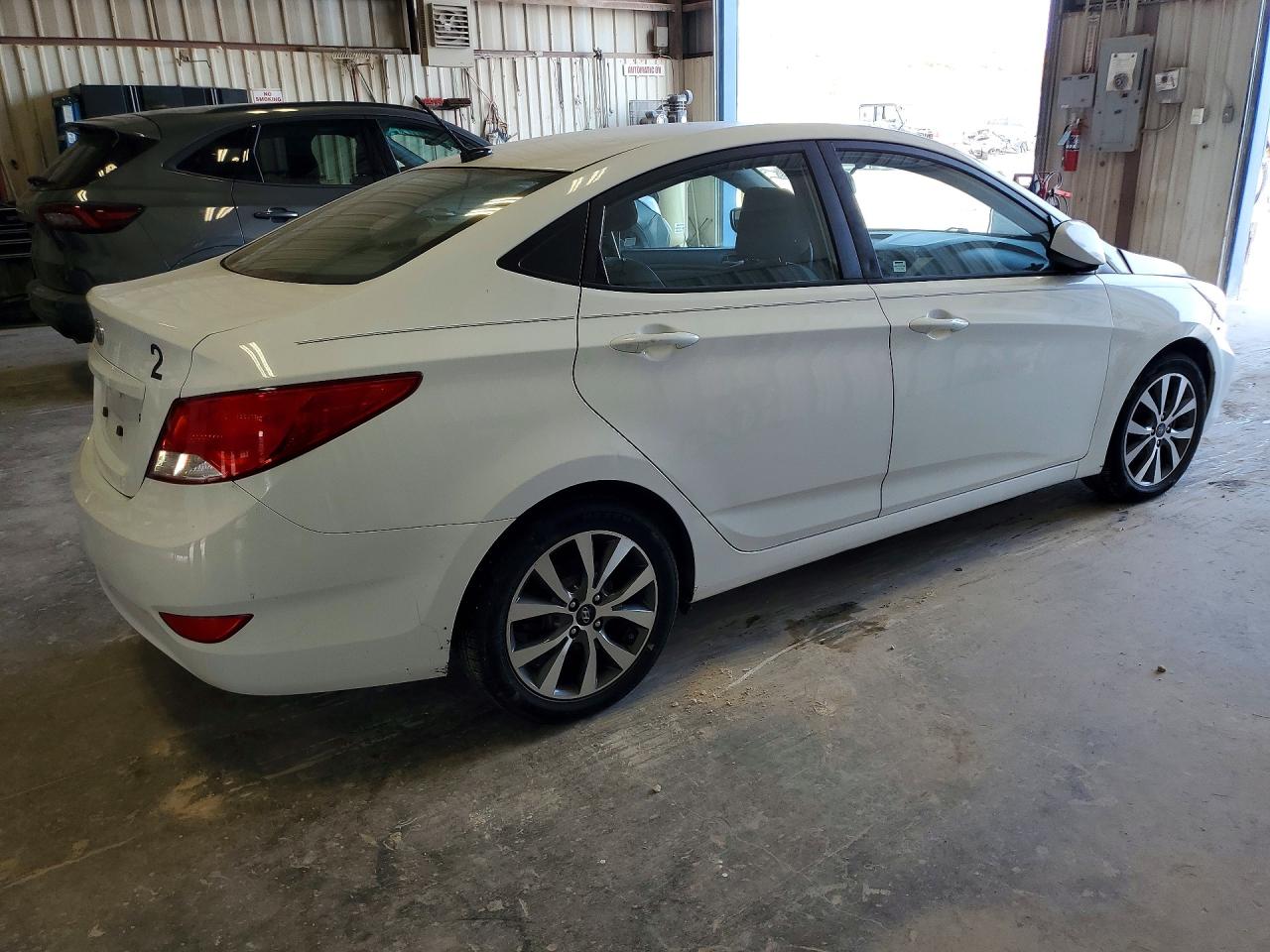 2017 Hyundai Accent Value Edition White vin: KMHCT4AE5HU323160