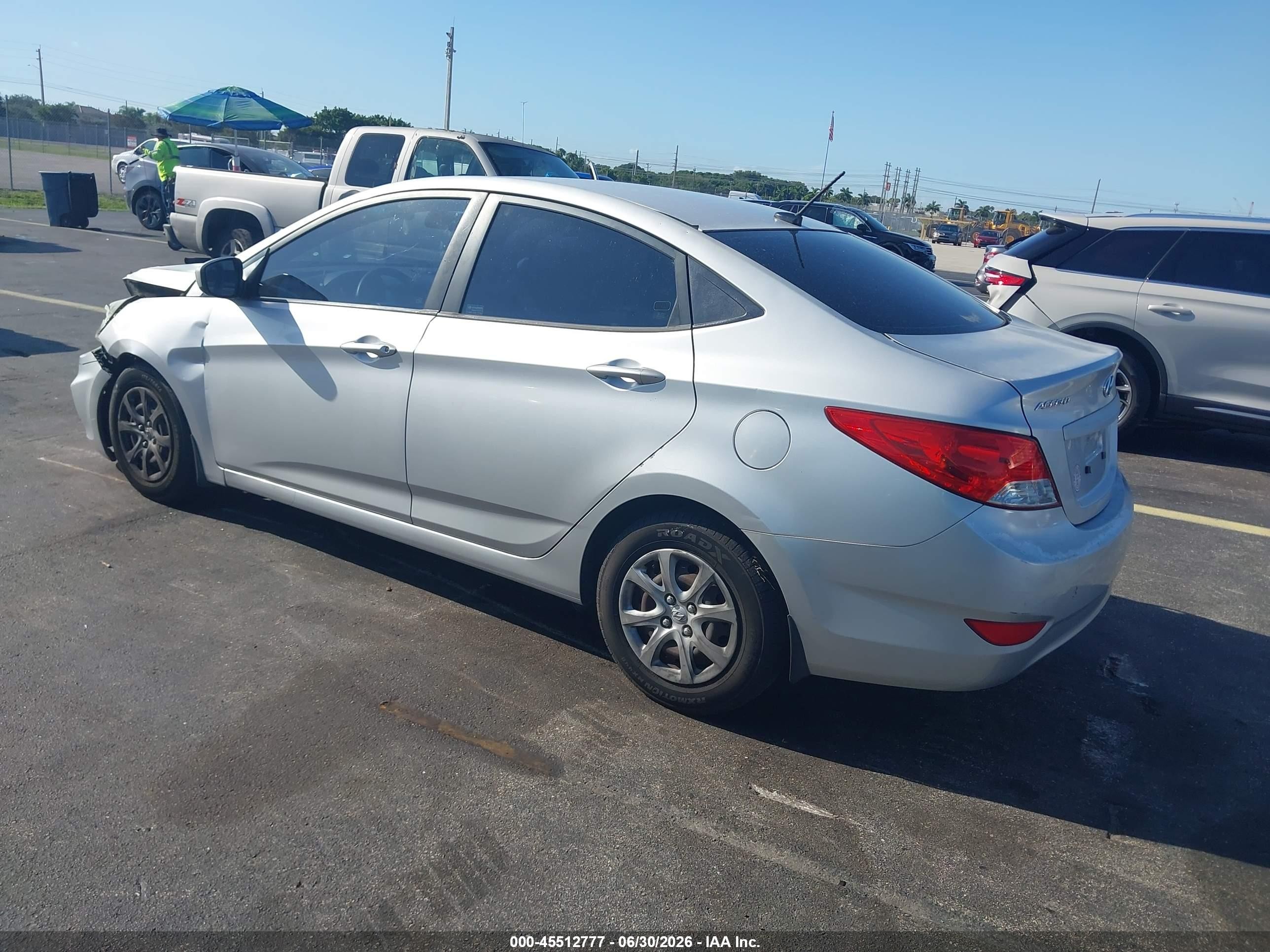 2012 Hyundai Accent Gls Gray vin: KMHCT4AE6CU116107