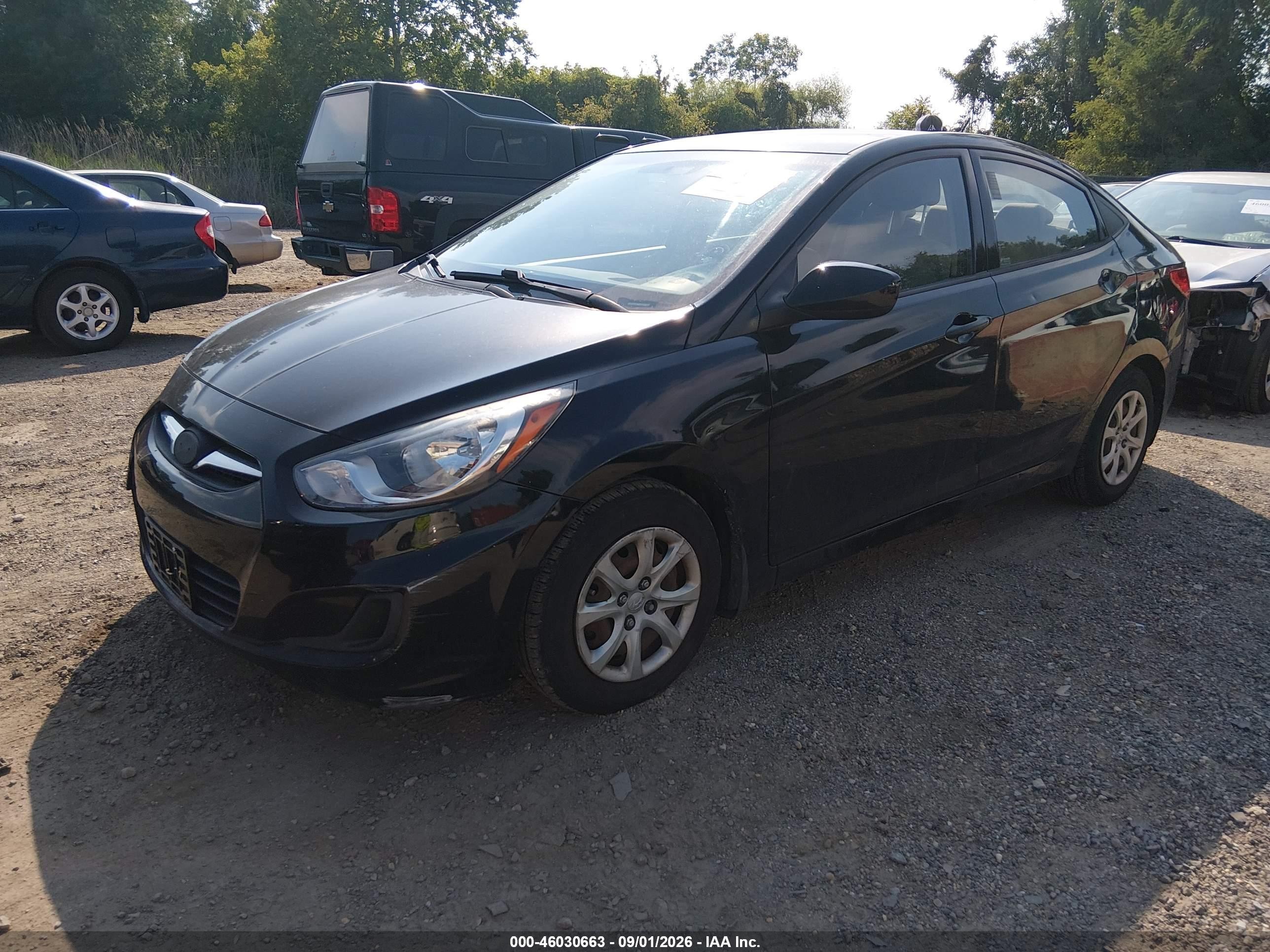 2012 Hyundai Accent Gls Черный vin: KMHCT4AE6CU204896