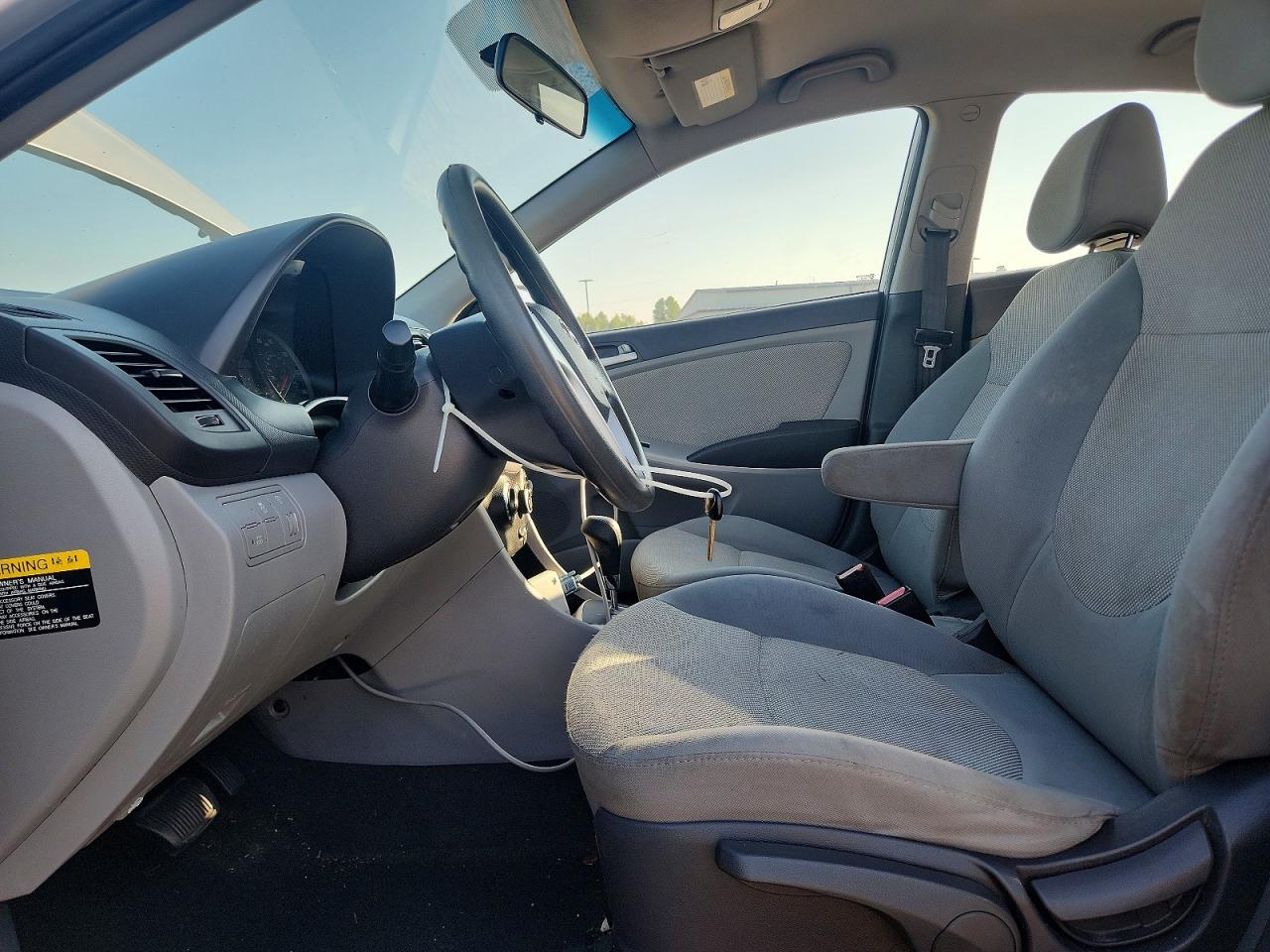 2012 Hyundai Accent Gls Silver vin: KMHCT4AE6CU206616