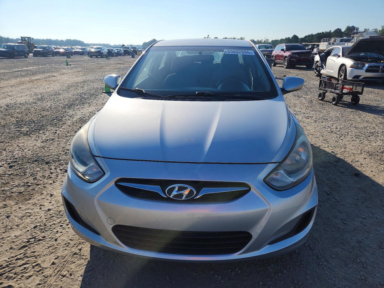 2012 Hyundai Accent Gls Silver vin: KMHCT4AE6CU206616