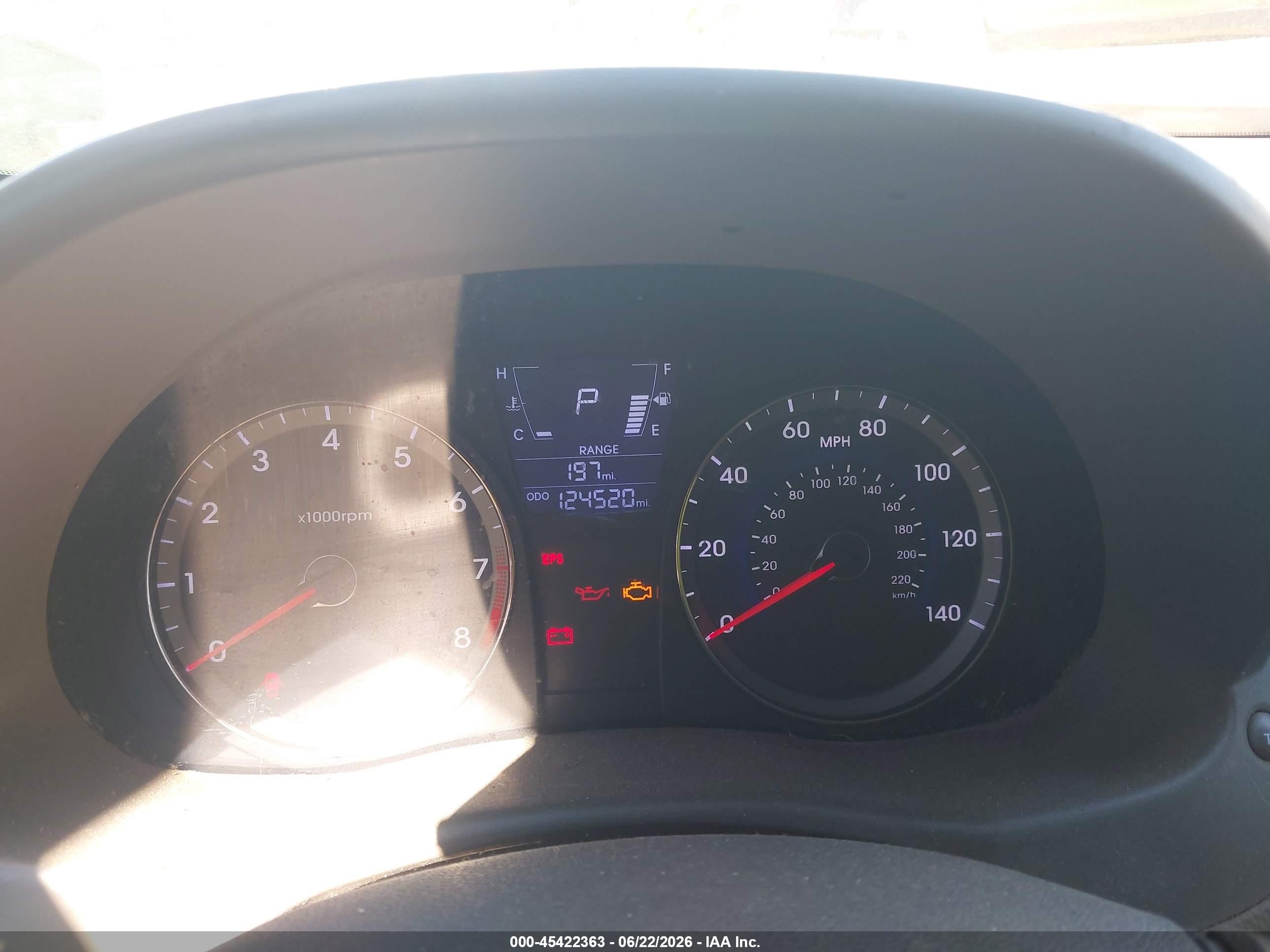 2012 Hyundai Accent Gls White vin: KMHCT4AE6CU208320