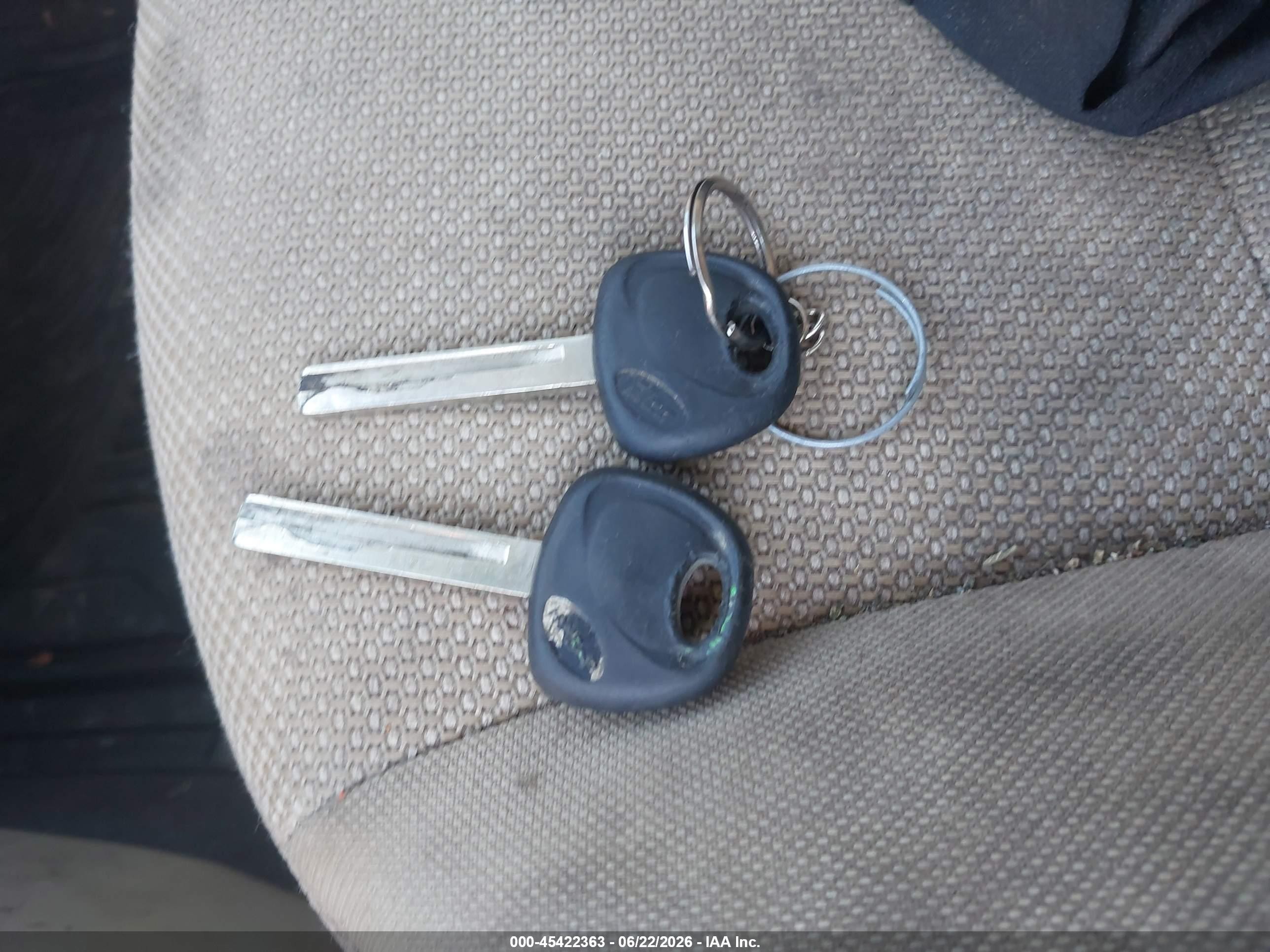 2012 Hyundai Accent Gls White vin: KMHCT4AE6CU208320