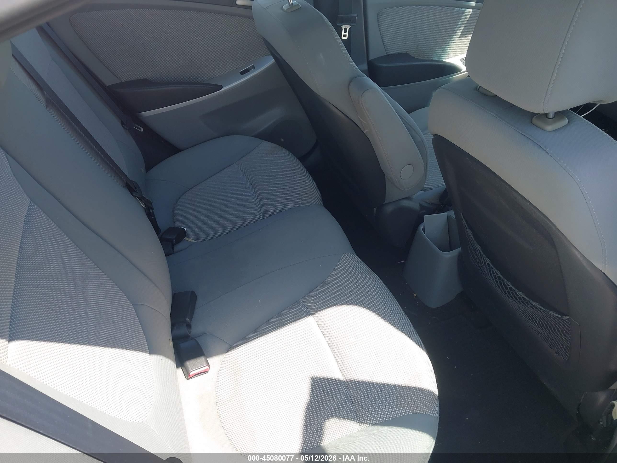 2012 Hyundai Accent Gls Silver vin: KMHCT4AE6CU212240