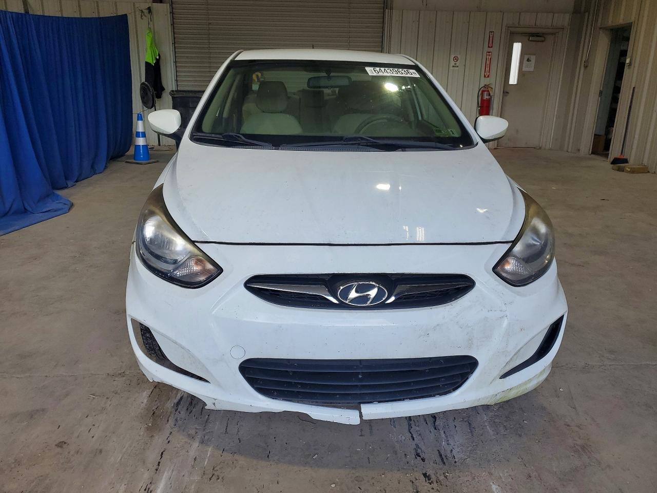 2013 Hyundai Accent Gls White vin: KMHCT4AE6DU323145