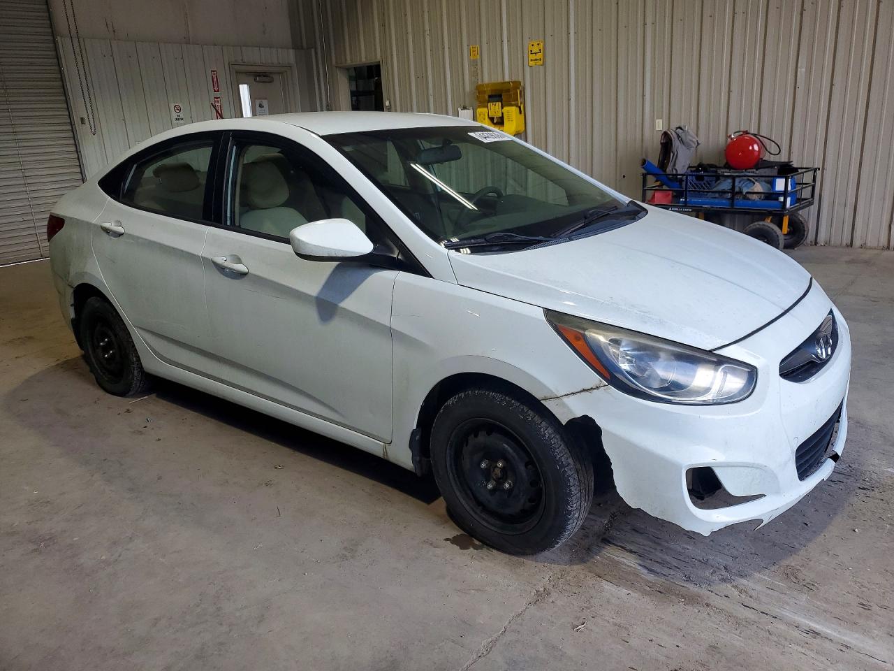2013 Hyundai Accent Gls White vin: KMHCT4AE6DU323145
