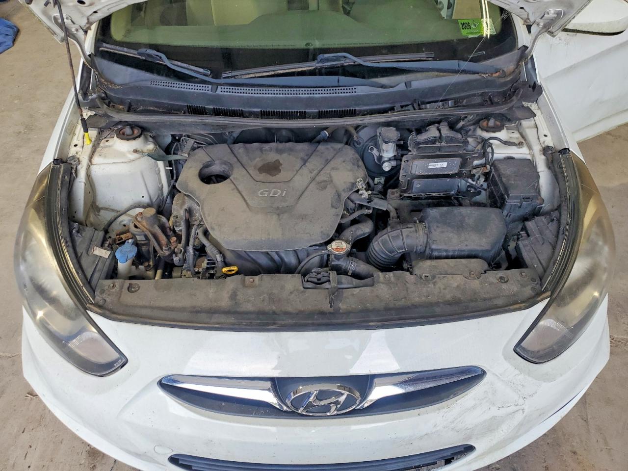 2013 Hyundai Accent Gls White vin: KMHCT4AE6DU323145