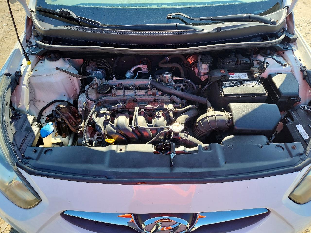 2013 Hyundai Accent Gls Белый vin: KMHCT4AE6DU393552