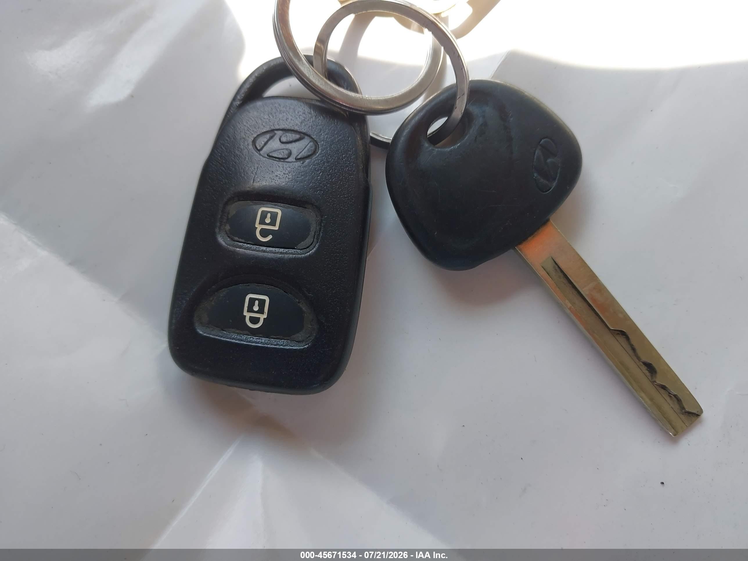 2013 Hyundai Accent Gls Gray vin: KMHCT4AE6DU414075