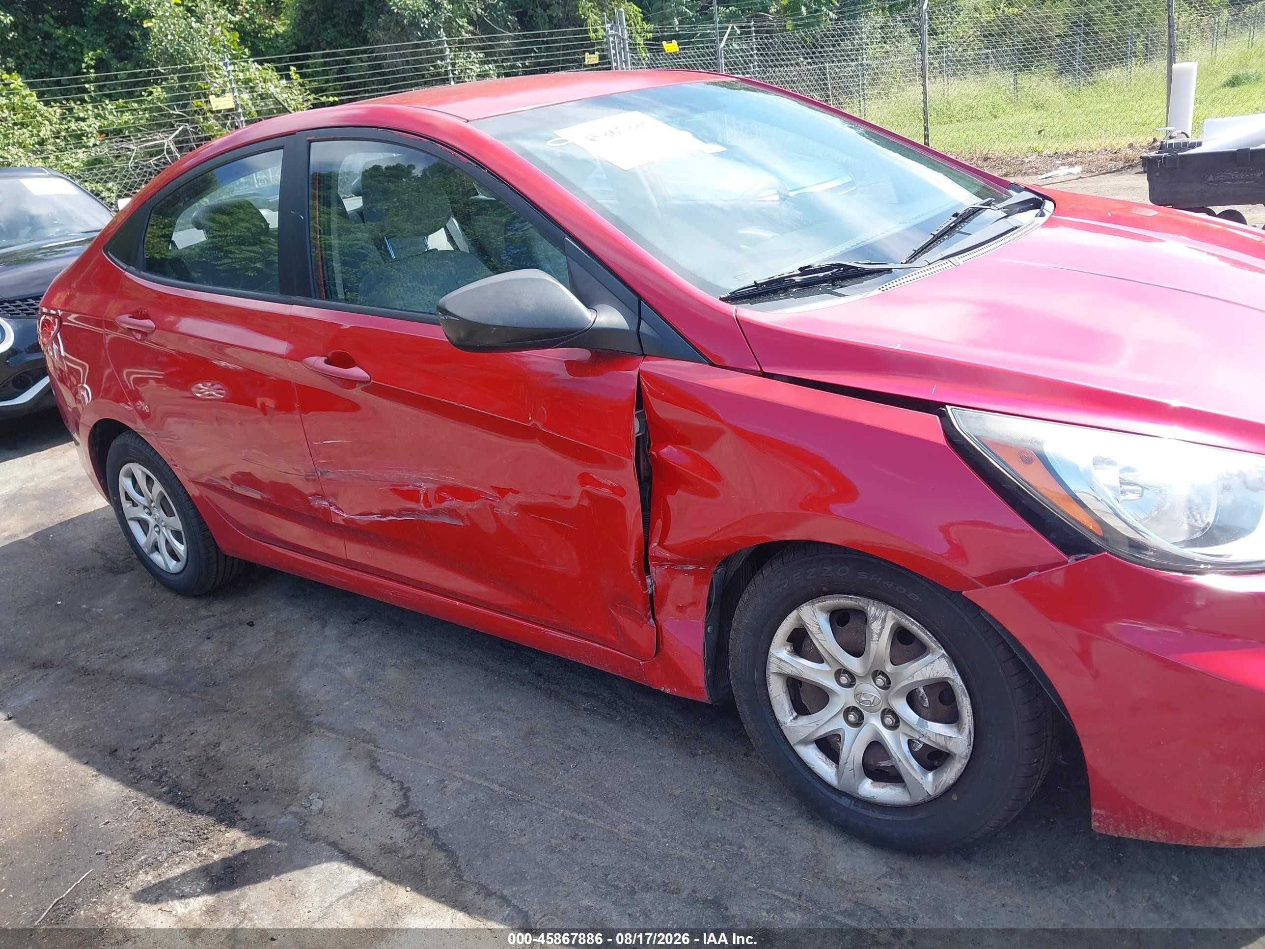 2013 Hyundai Accent Gls Red vin: KMHCT4AE6DU429398
