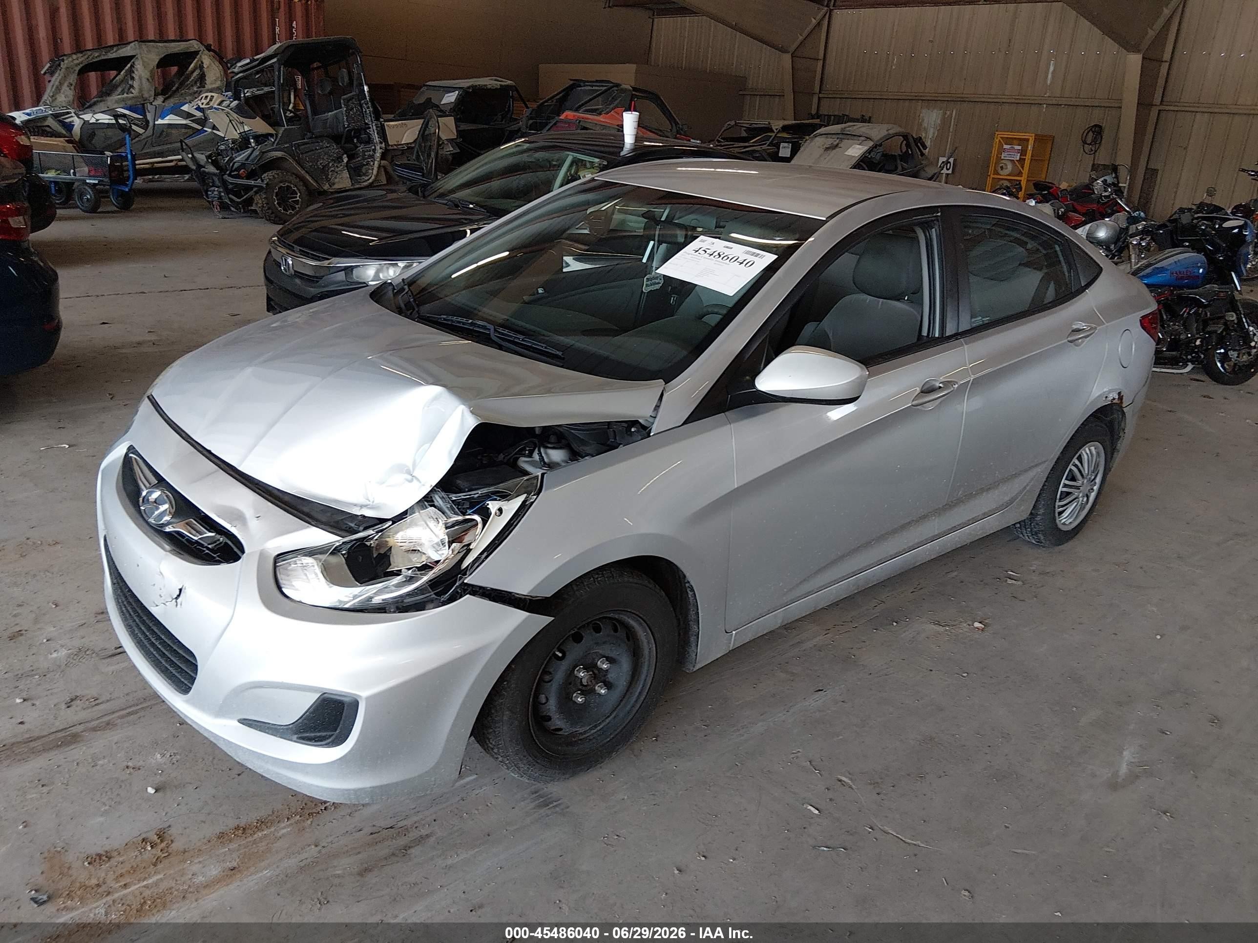 2013 Hyundai Accent Gls Silver vin: KMHCT4AE6DU453183