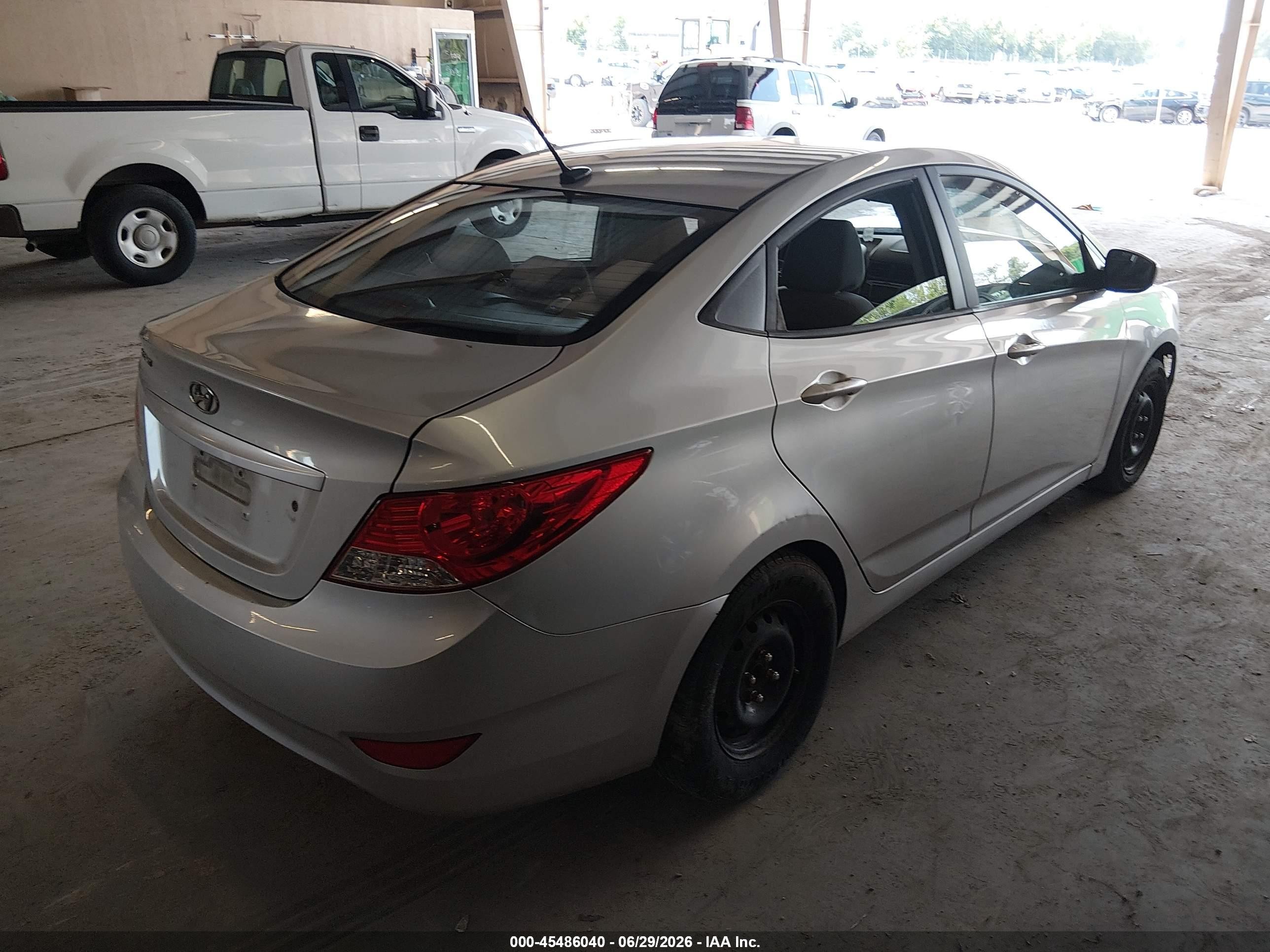 2013 Hyundai Accent Gls Silver vin: KMHCT4AE6DU453183