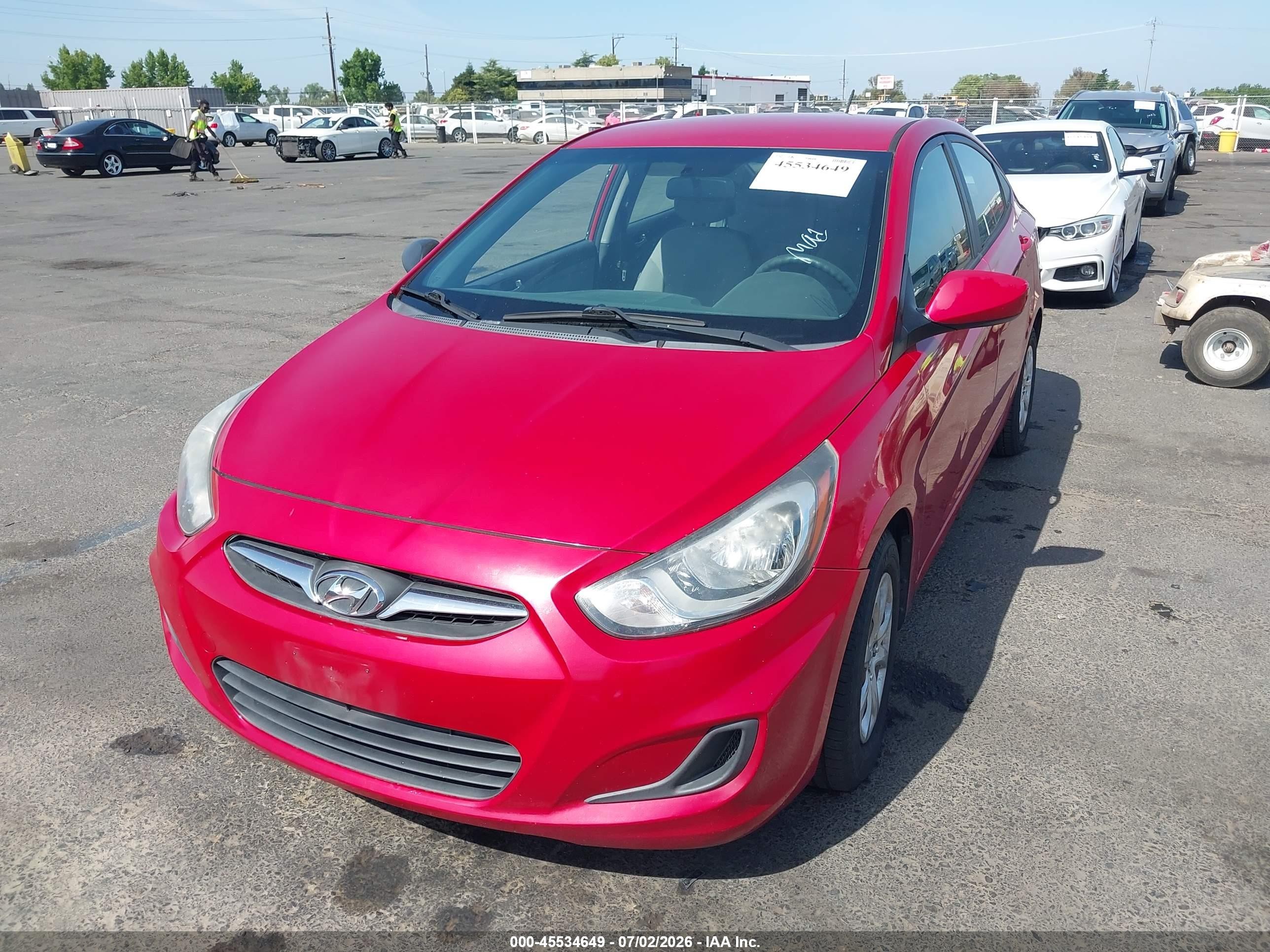 2013 Hyundai Accent Gls Red vin: KMHCT4AE6DU463213