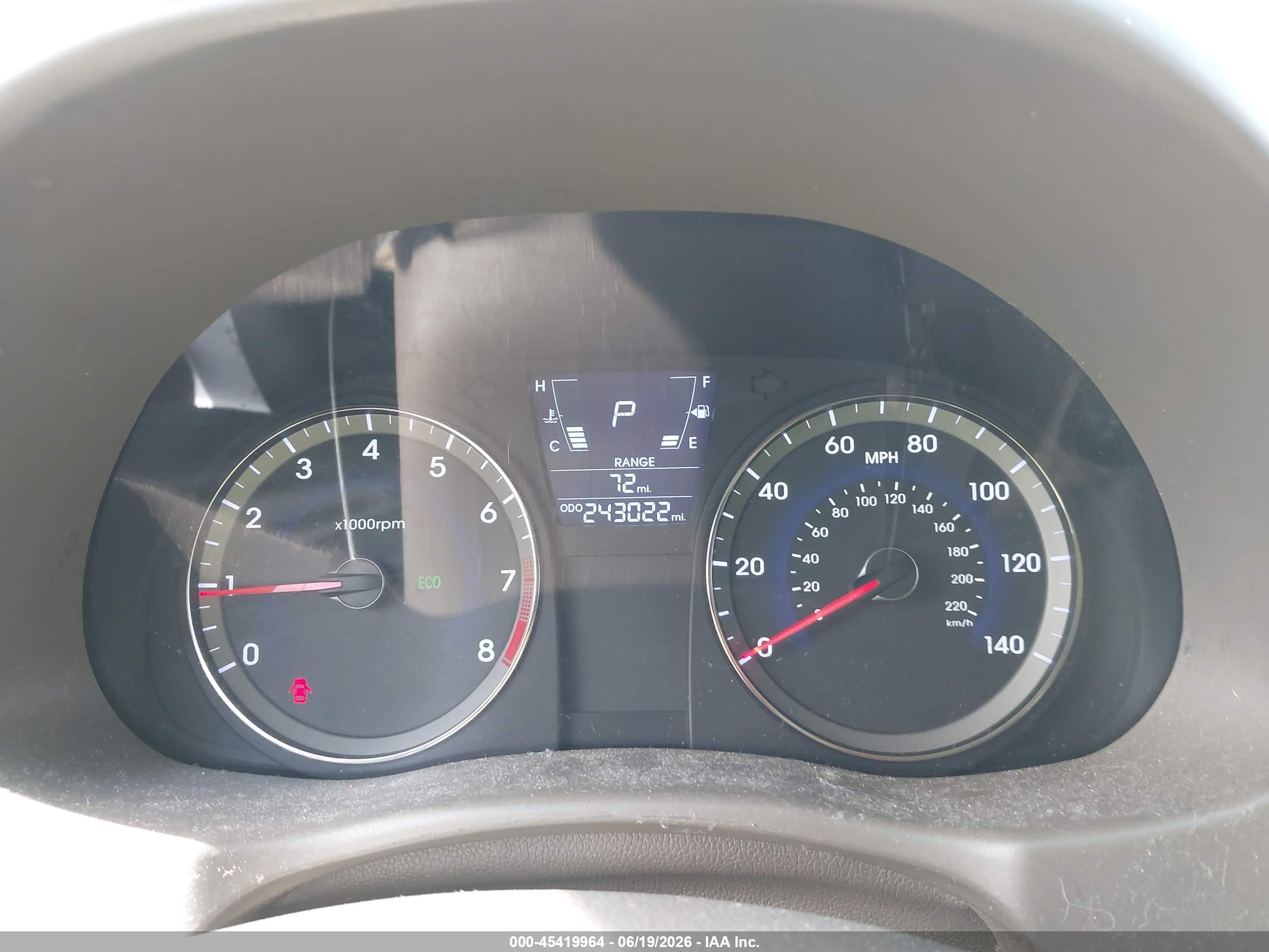 2013 Hyundai Accent Gls White vin: KMHCT4AE6DU497927