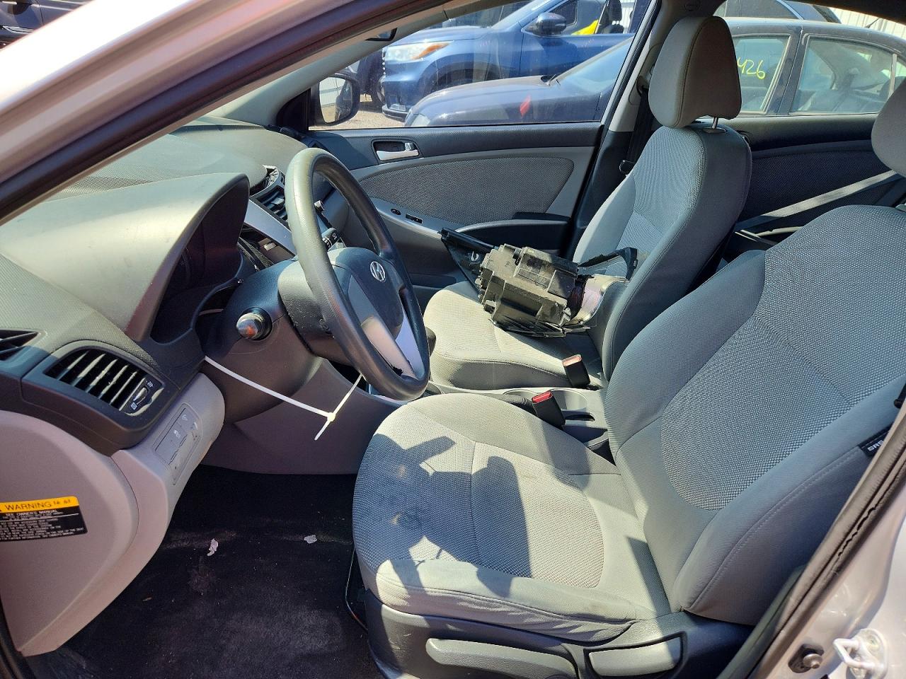 2013 Hyundai Accent Gls Silver vin: KMHCT4AE6DU529775