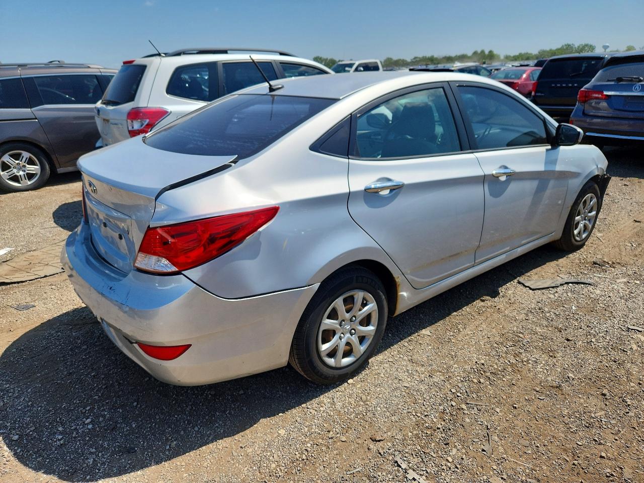 2013 Hyundai Accent Gls Silver vin: KMHCT4AE6DU529775