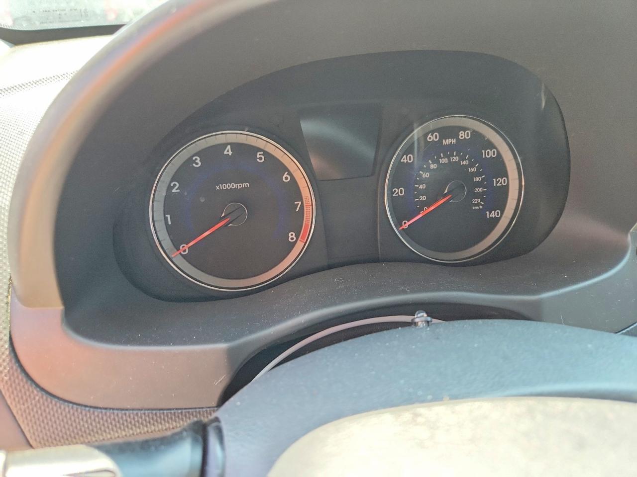 2013 Hyundai Accent Gls Silver vin: KMHCT4AE6DU529775