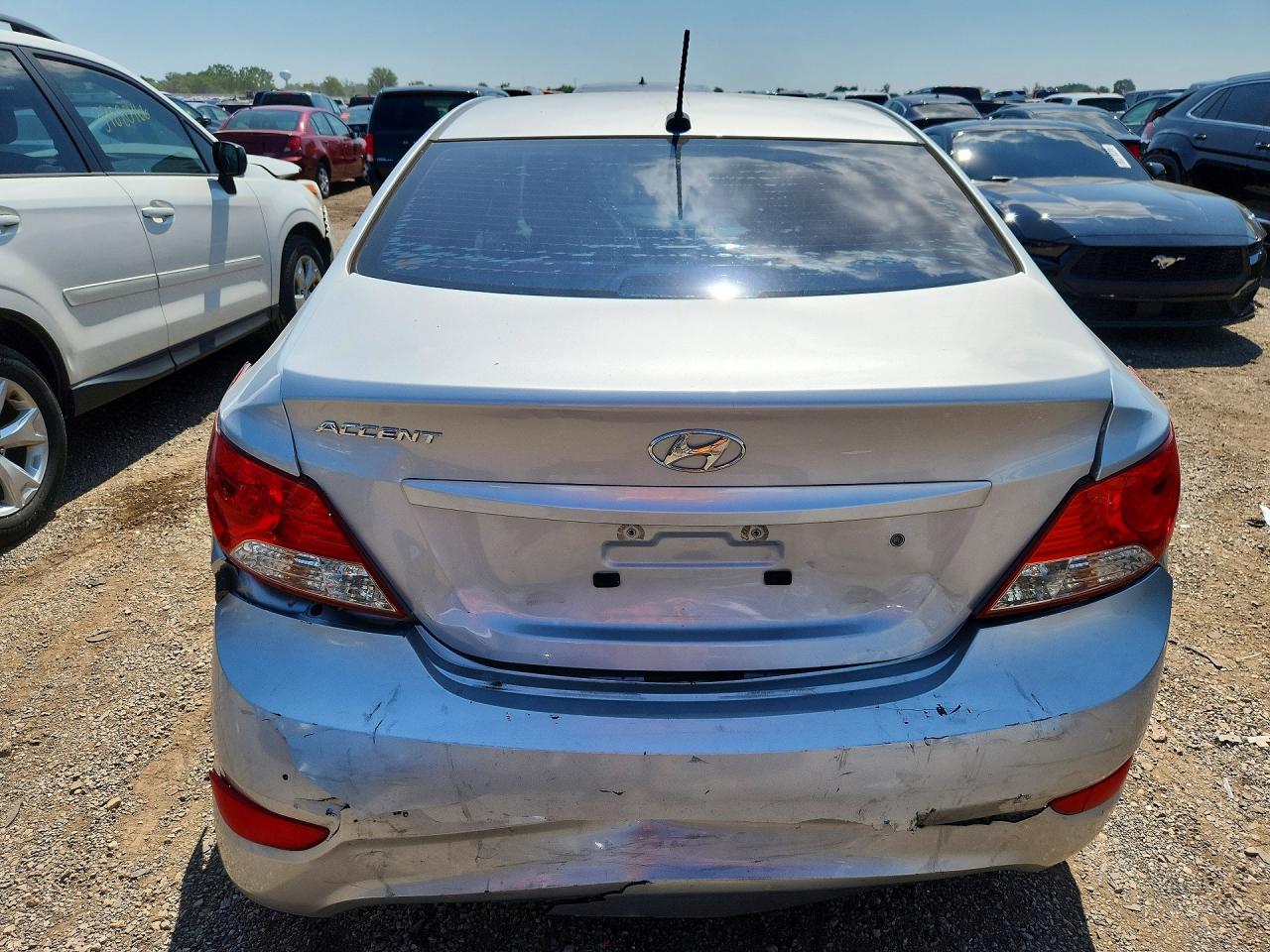 2013 Hyundai Accent Gls Silver vin: KMHCT4AE6DU529775