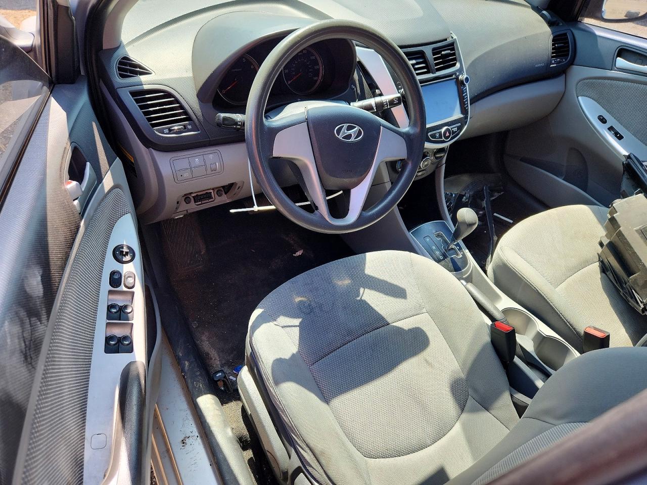 2013 Hyundai Accent Gls Silver vin: KMHCT4AE6DU529775