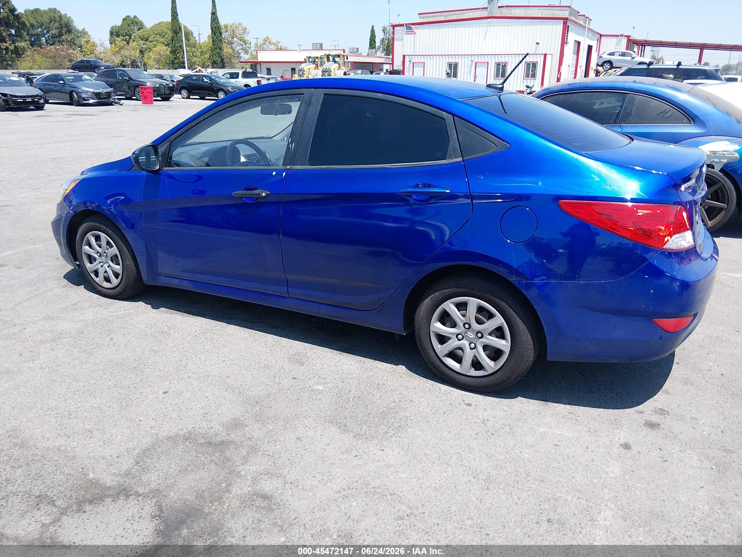 2013 Hyundai Accent Gls Blue vin: KMHCT4AE6DU541943