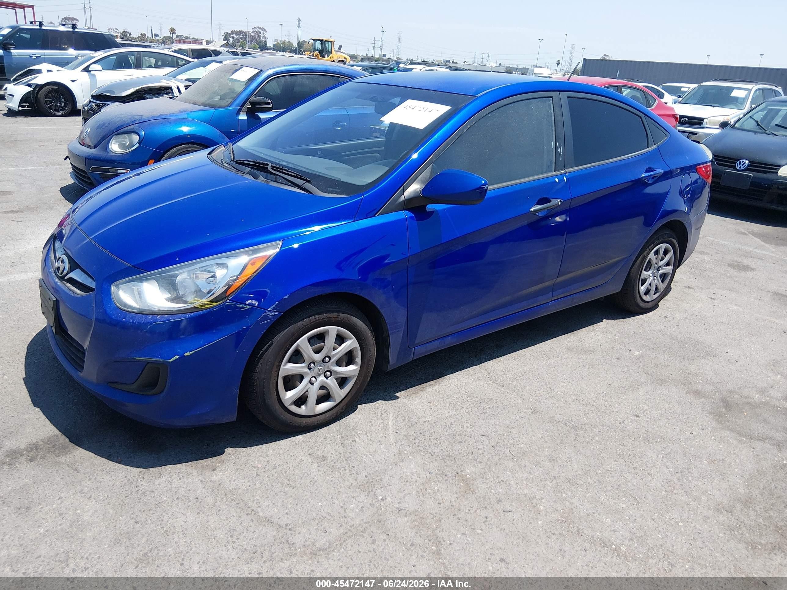 2013 Hyundai Accent Gls Blue vin: KMHCT4AE6DU541943