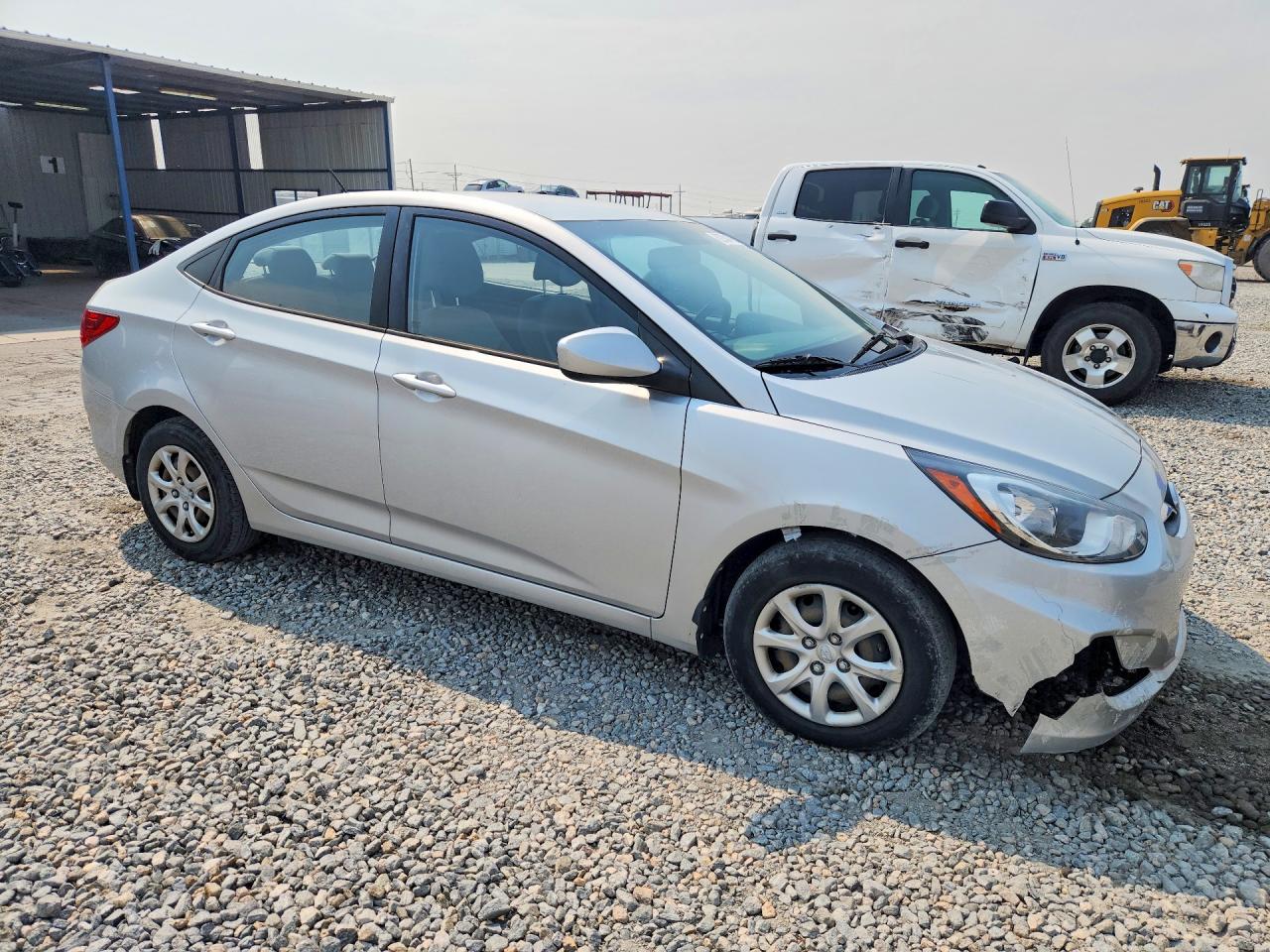 2013 Hyundai Accent Gls Серебряный vin: KMHCT4AE6DU577227