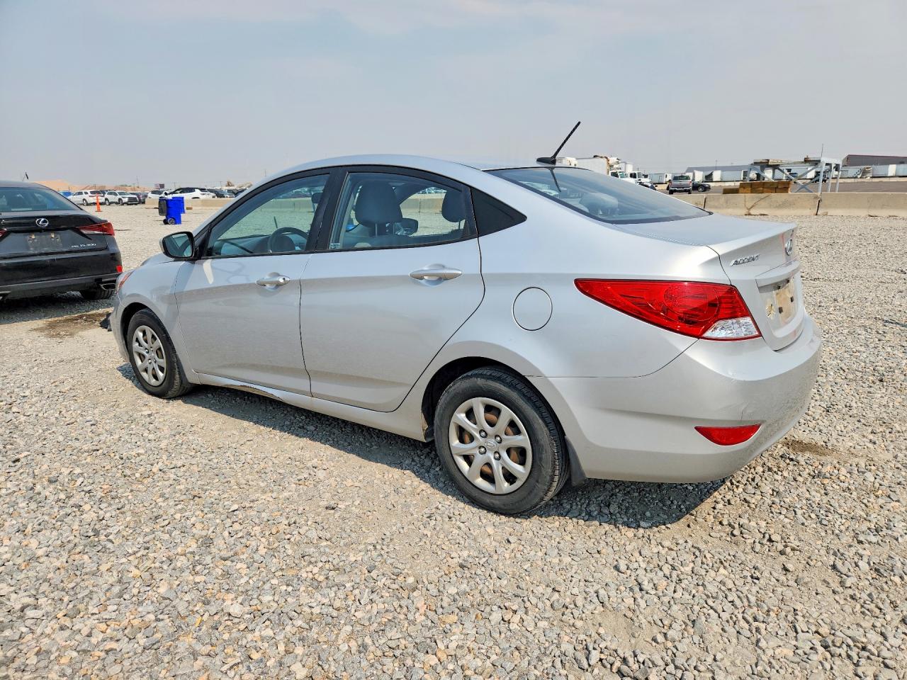 2013 Hyundai Accent Gls Серебряный vin: KMHCT4AE6DU577227